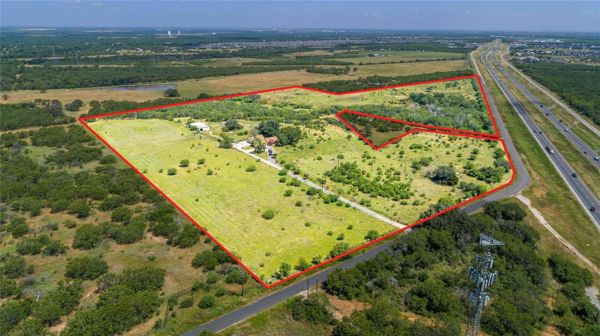 16385 Donop RD, Elmendorf, TX 78112