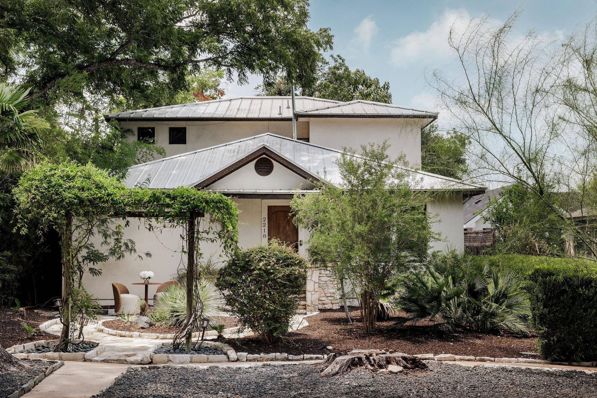 2218 Lindell Ave, Austin, TX 78704