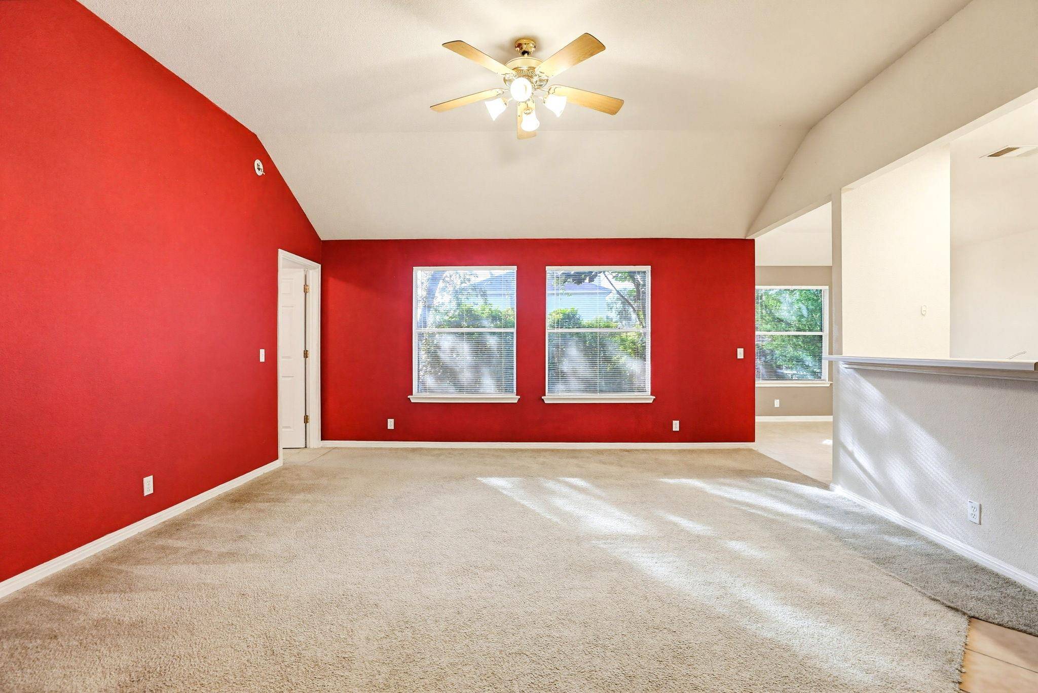196 Langely, Kyle, TX 78640