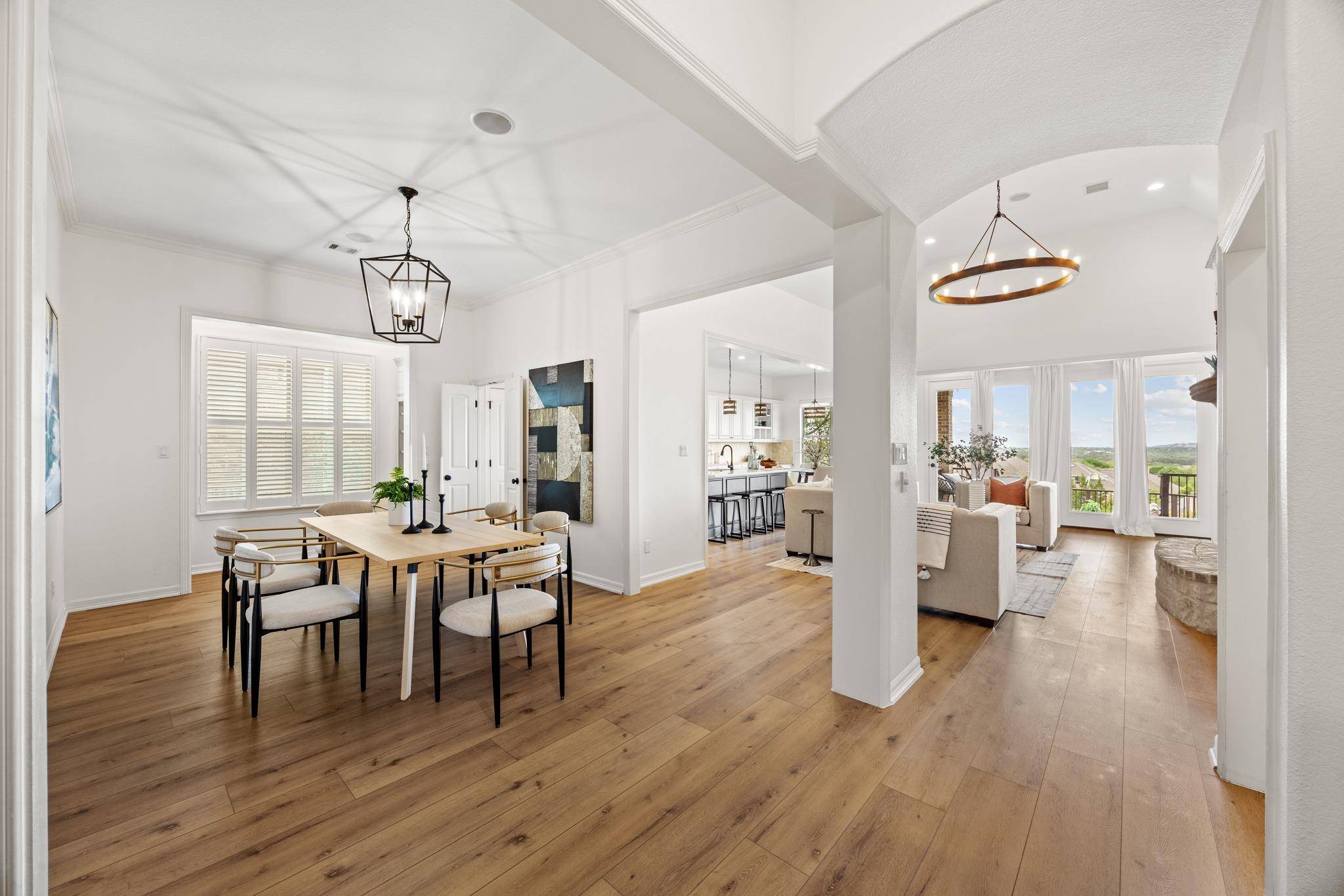 366 Mirafield LN, Austin, TX 78737