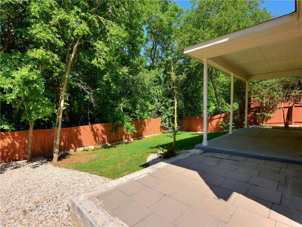 1817 Chasewood DR, Austin, TX 78727