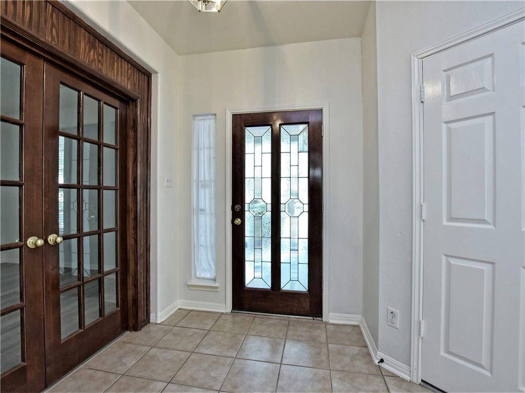 1817 Chasewood DR, Austin, TX 78727