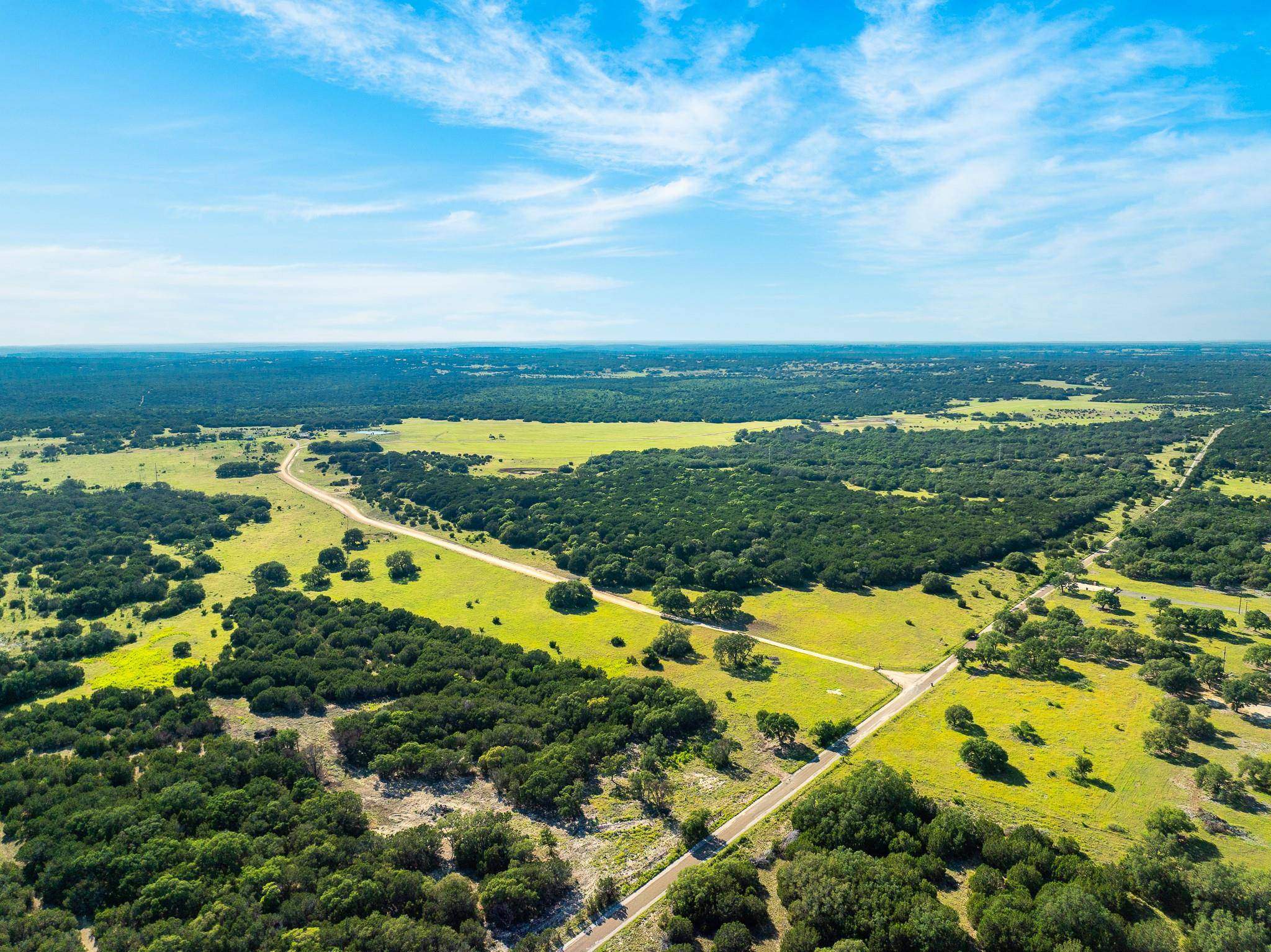 2 Feild Ranch RD, Burnet, TX 78611