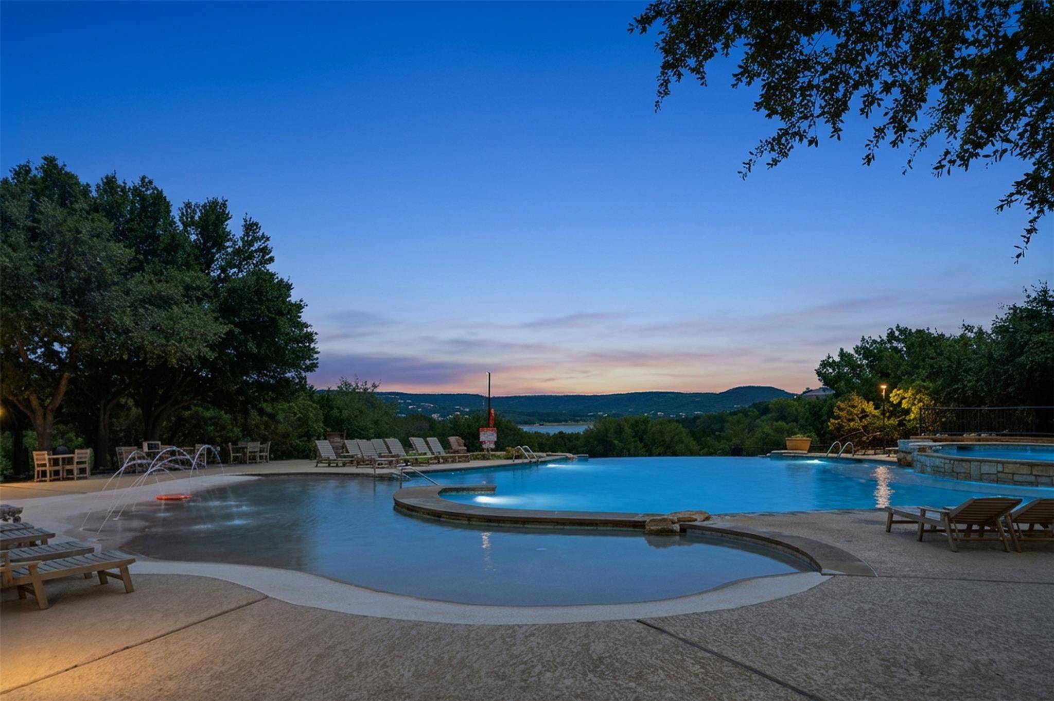 17808 Maritime Point DR #302, Jonestown, TX 78645