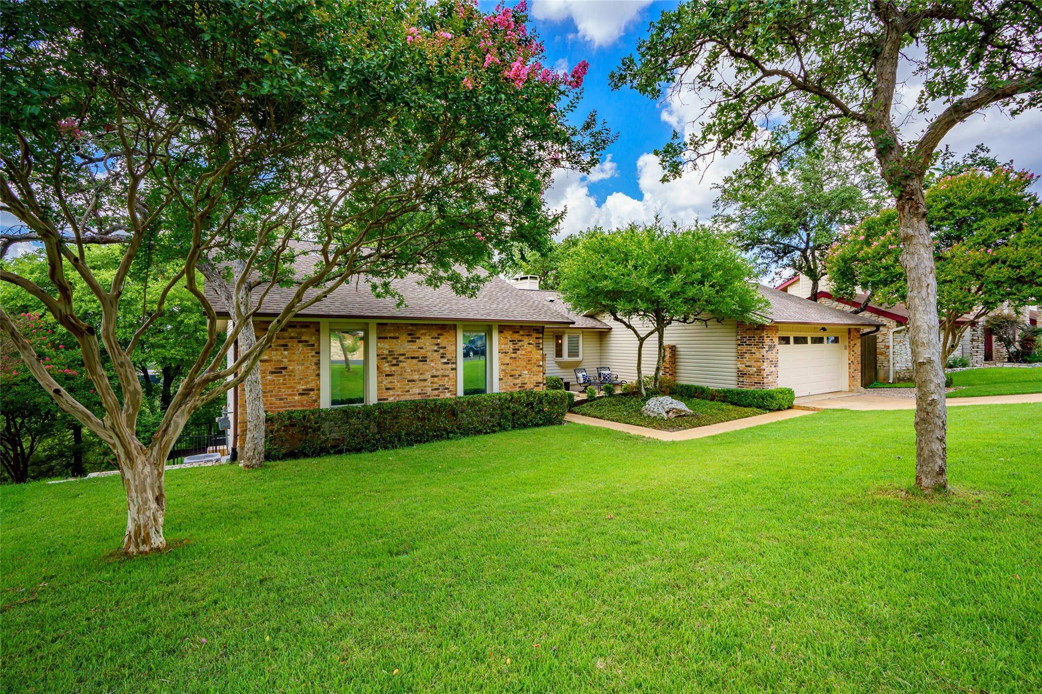 8810 Mountain Path CIR, Austin, TX 78759
