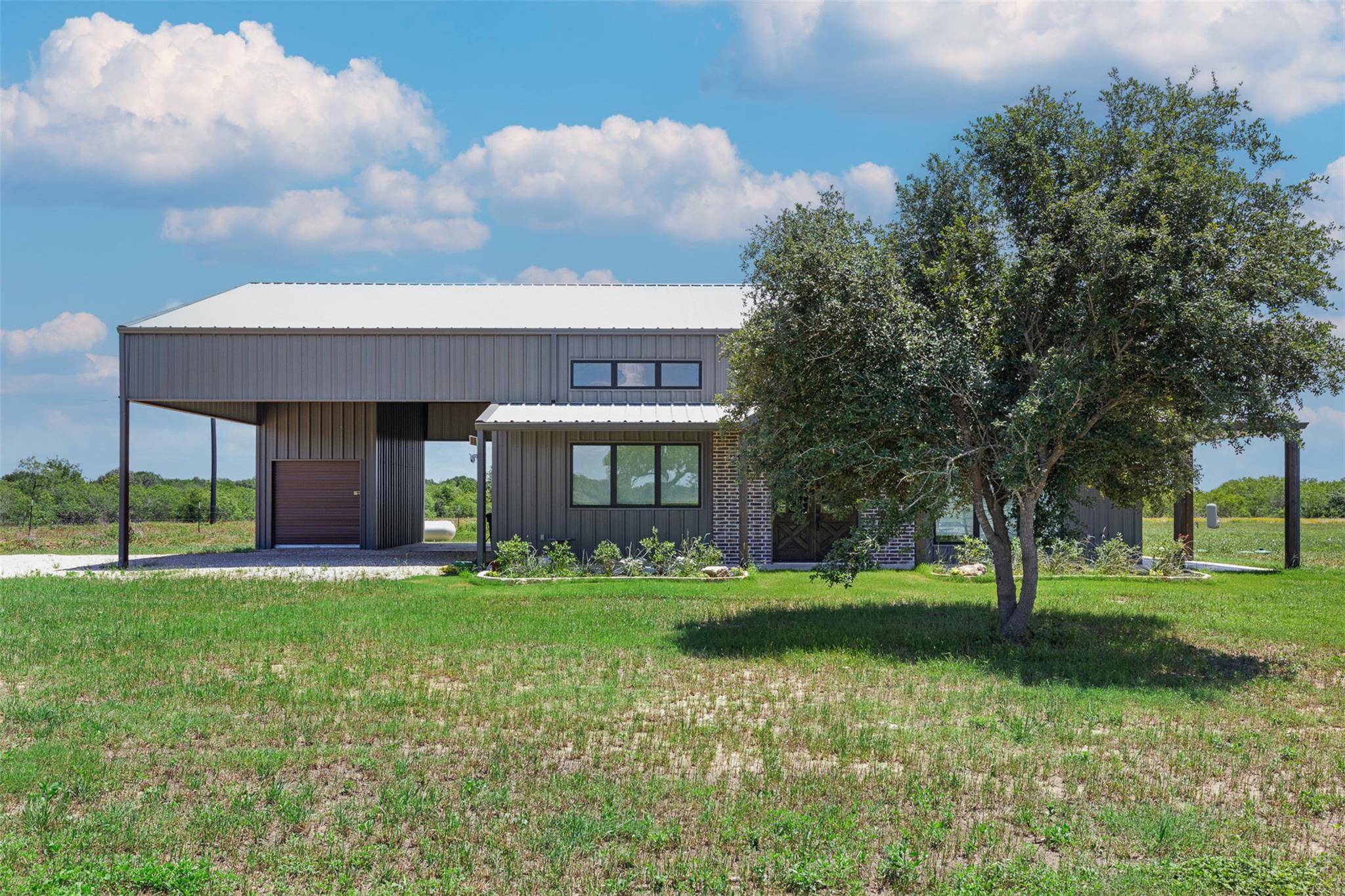10482 County Road 276, Somerville, TX 77879