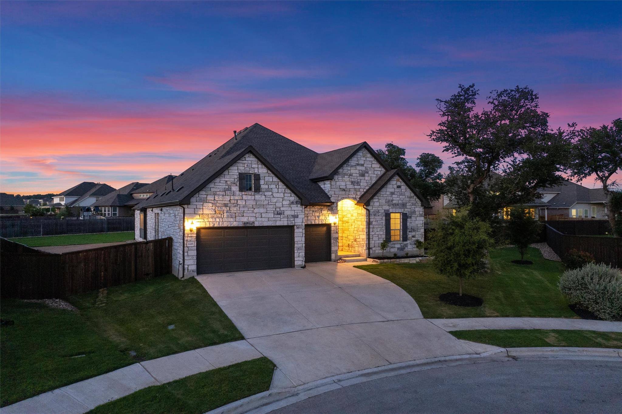 2225 Lucky CV, Leander, TX 78641