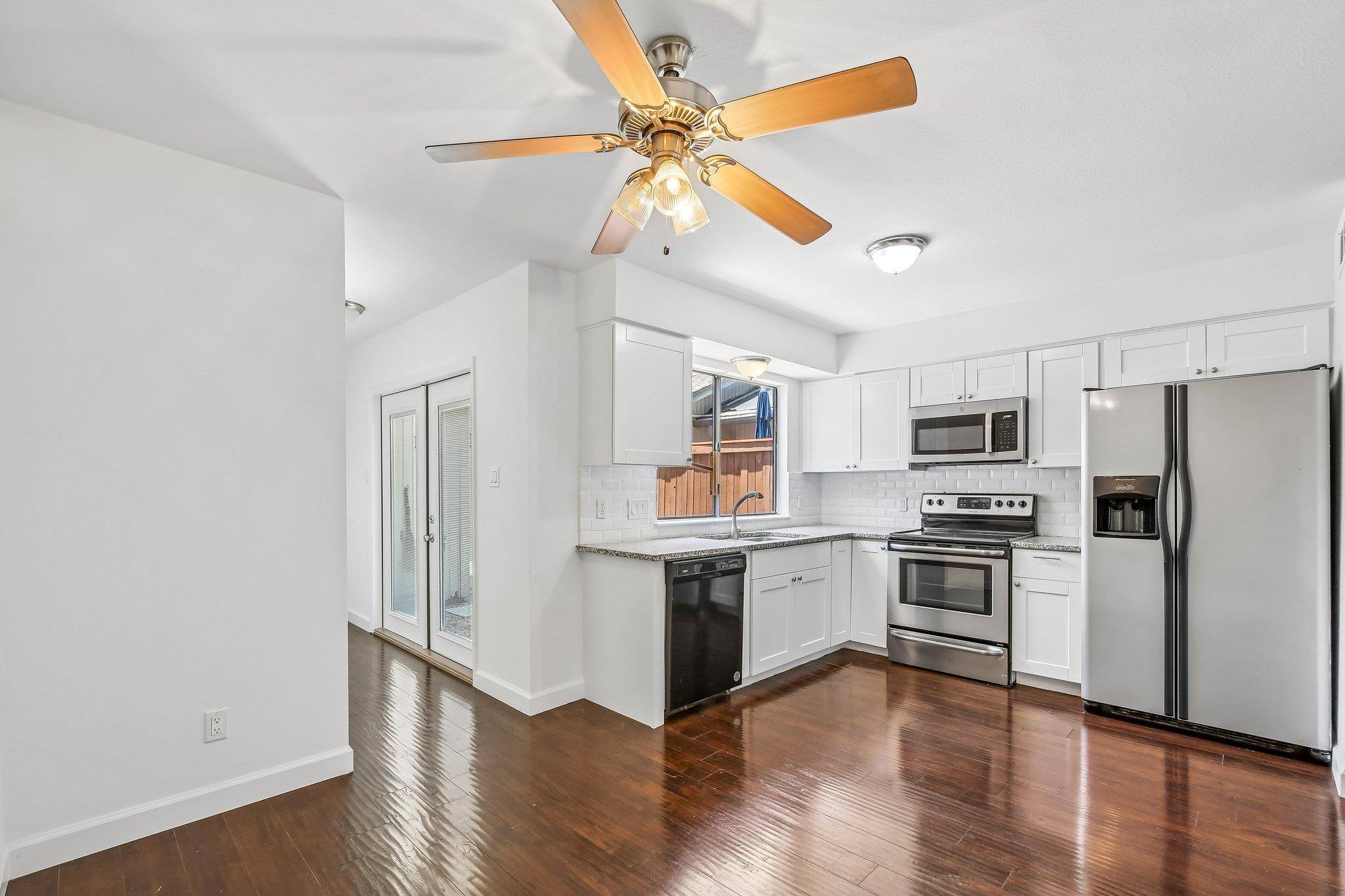4202 Hudson Bend RD #B, Austin, TX 78734