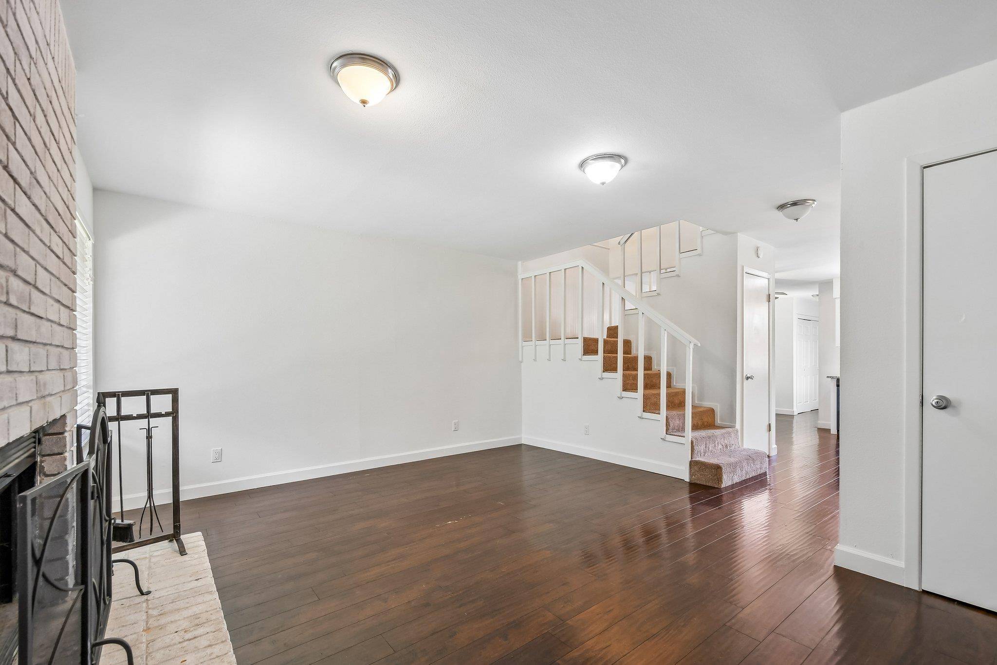 4202 Hudson Bend RD #B, Austin, TX 78734