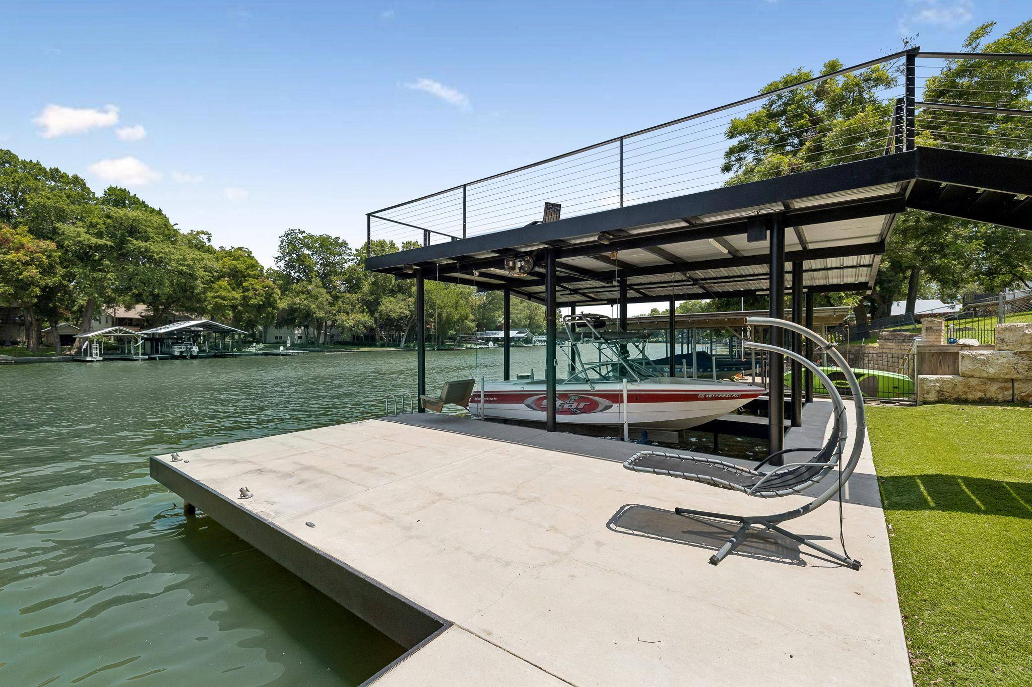 611 Lake Placid DR, Seguin, TX 78155