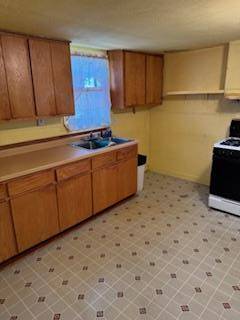 109 Tennessee ST, Taylor, TX 76574