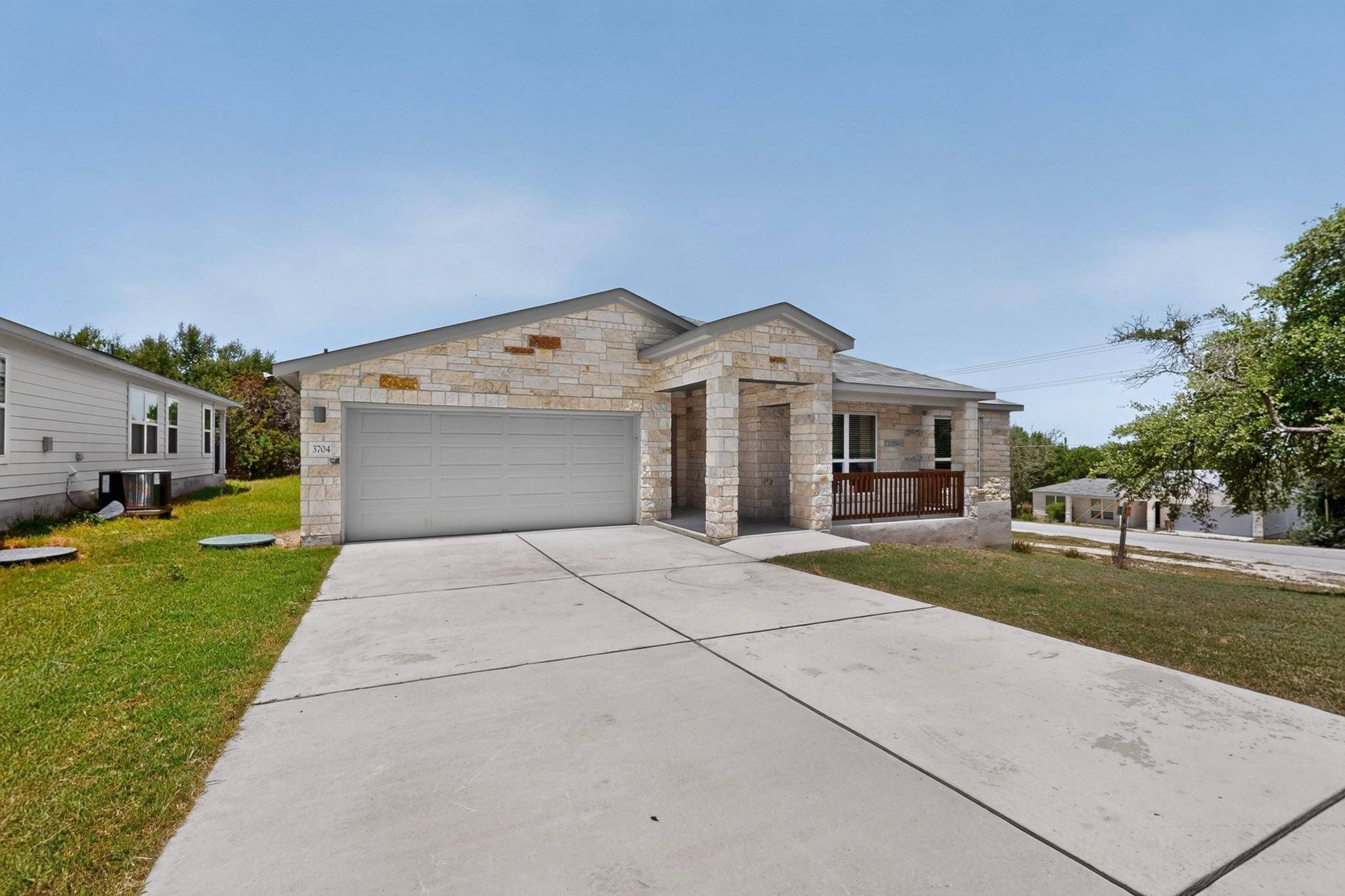 3704 Allegiance Ave, Lago Vista, TX 78645