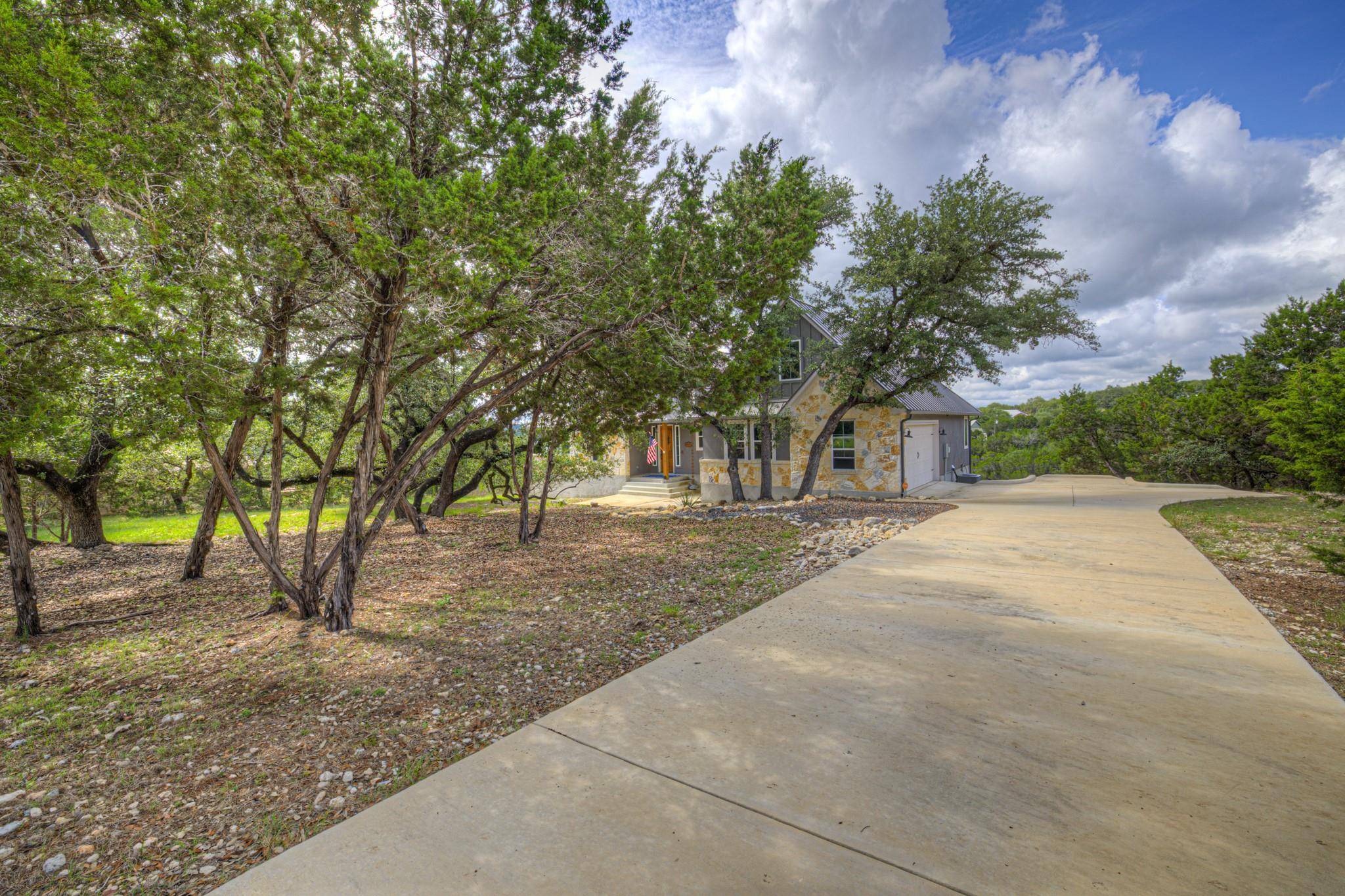 562 Toye BLVD, Canyon Lake, TX 78133
