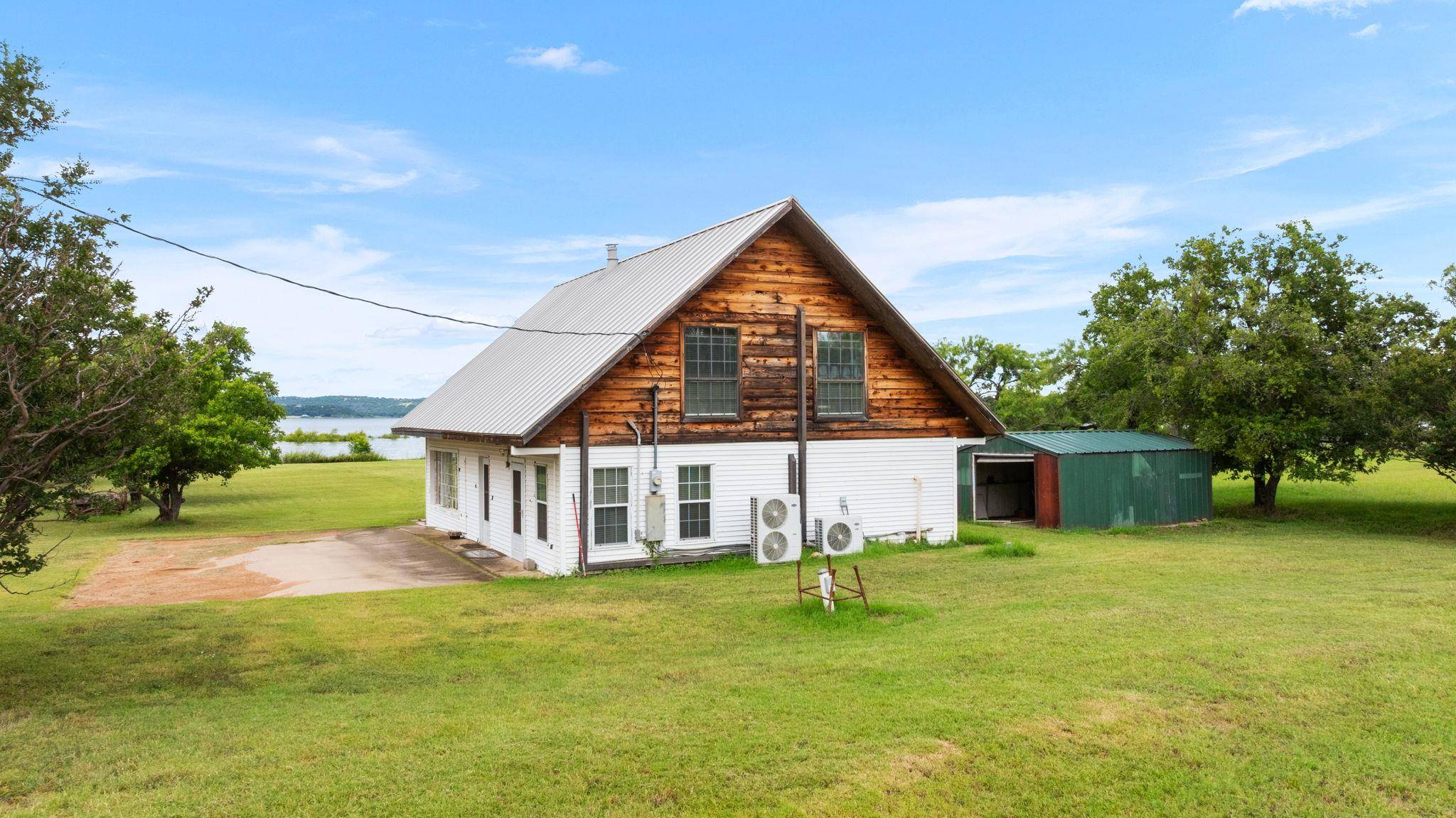 132 Blue Bird LN, Tow, TX 78657