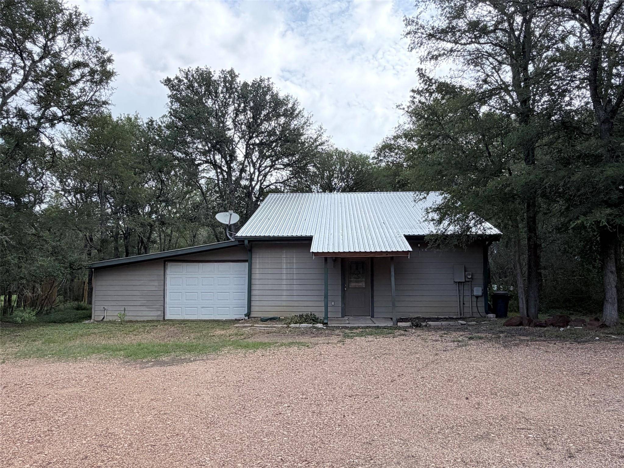 236 A Piney Ridge DR, Bastrop, TX 78602
