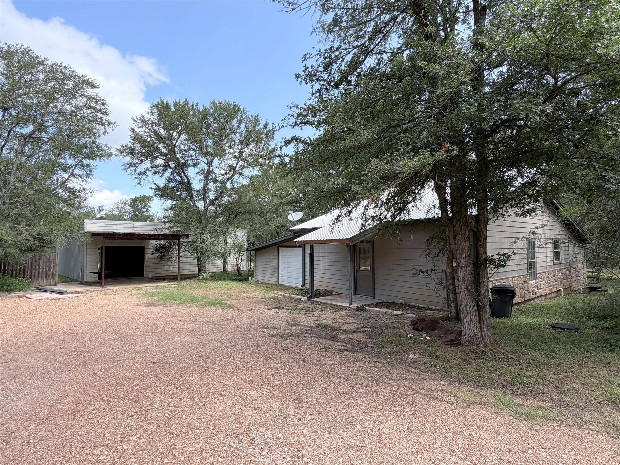 236 A Piney Ridge DR, Bastrop, TX 78602