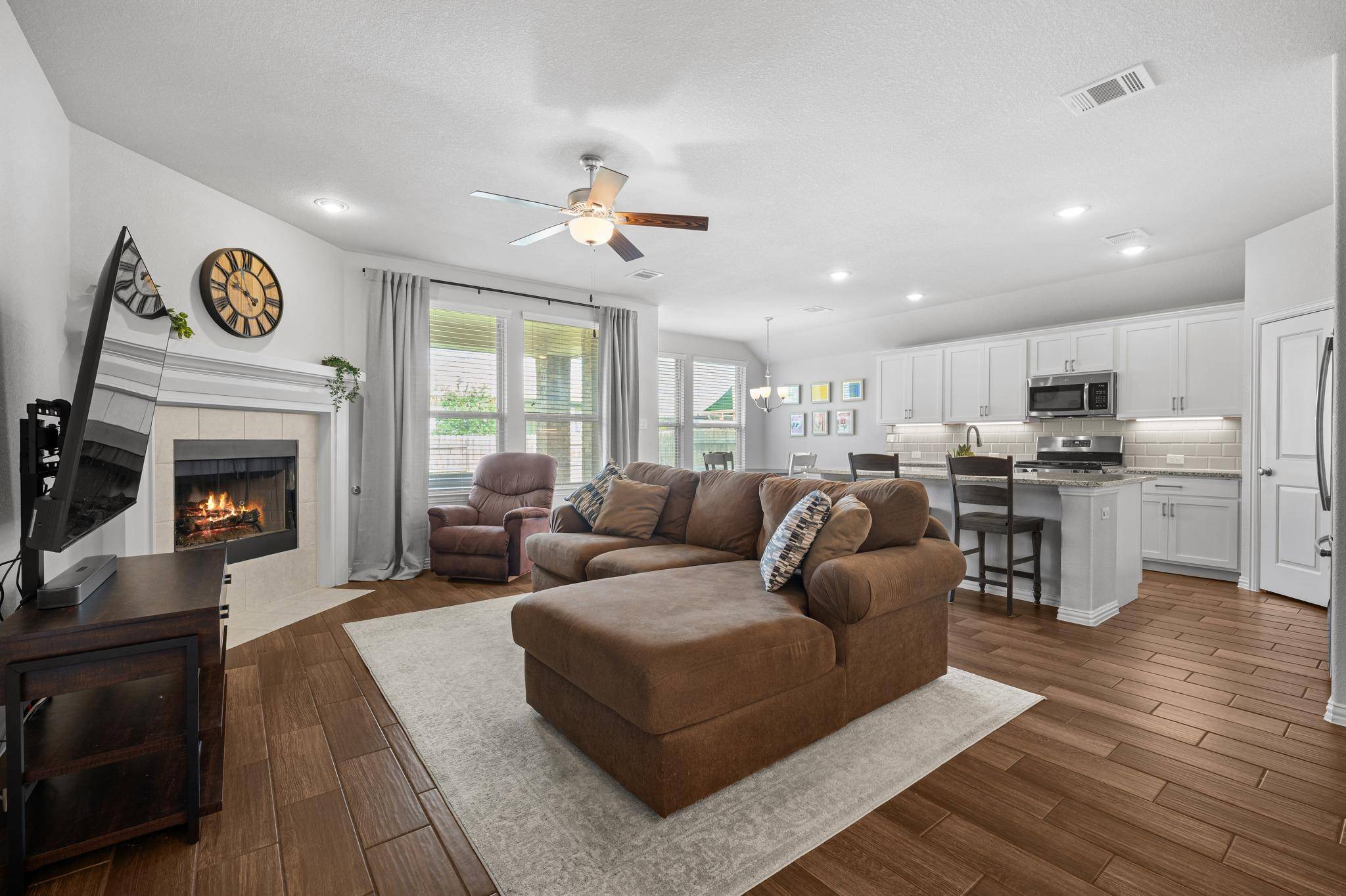 4174 Kingsley Ave, Round Rock, TX 78681