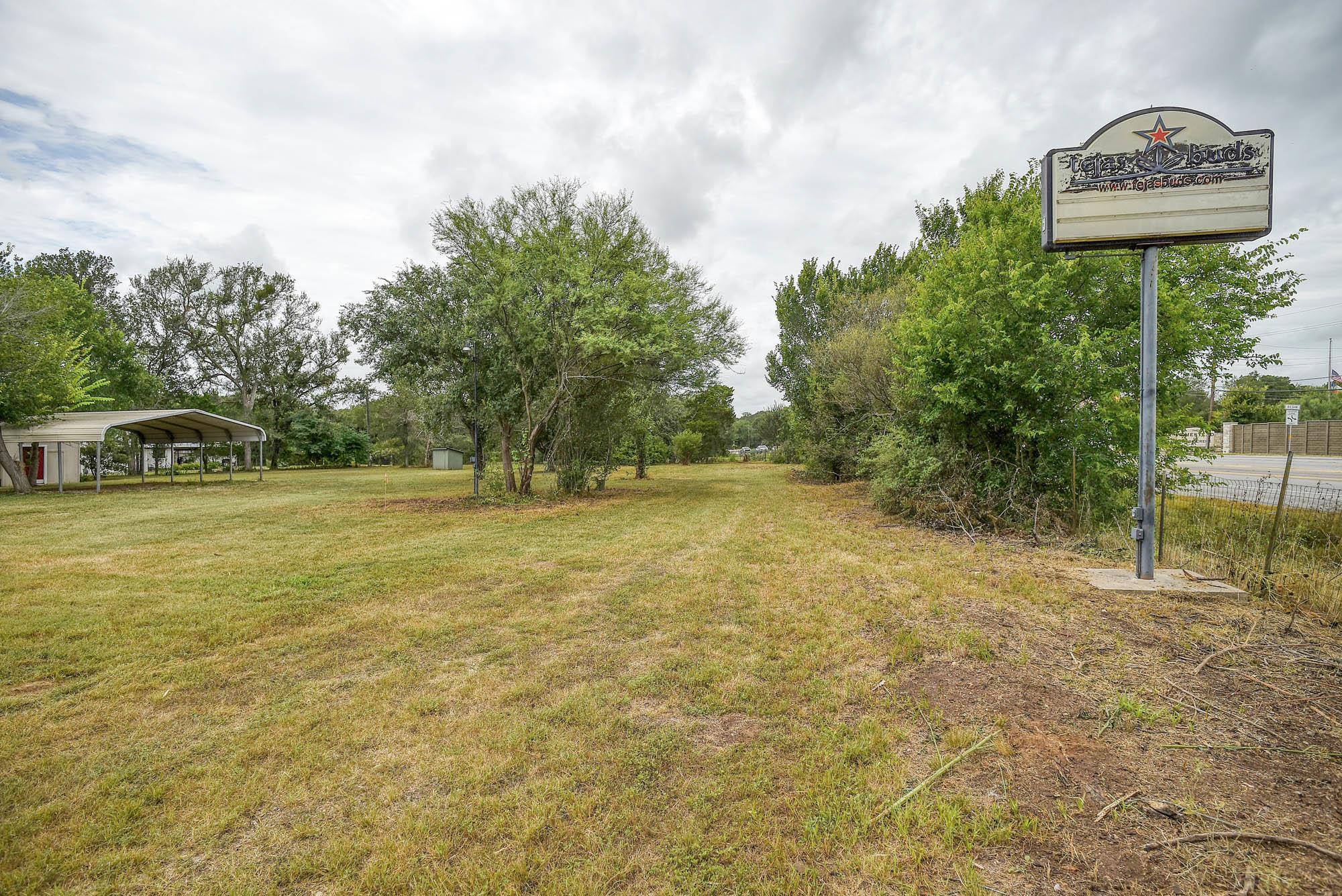 901 State Highway 21 HWY W, Cedar Creek, TX 78612