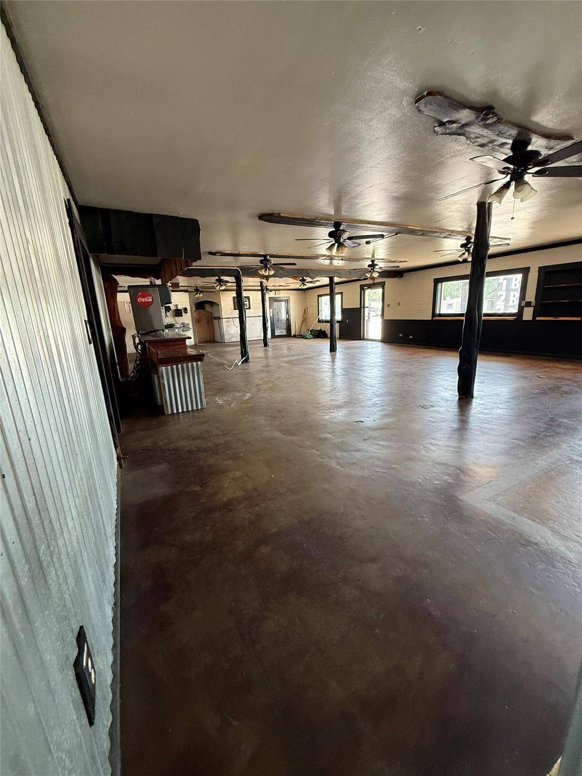 211 S US Highway 281, Johnson City, TX 78636