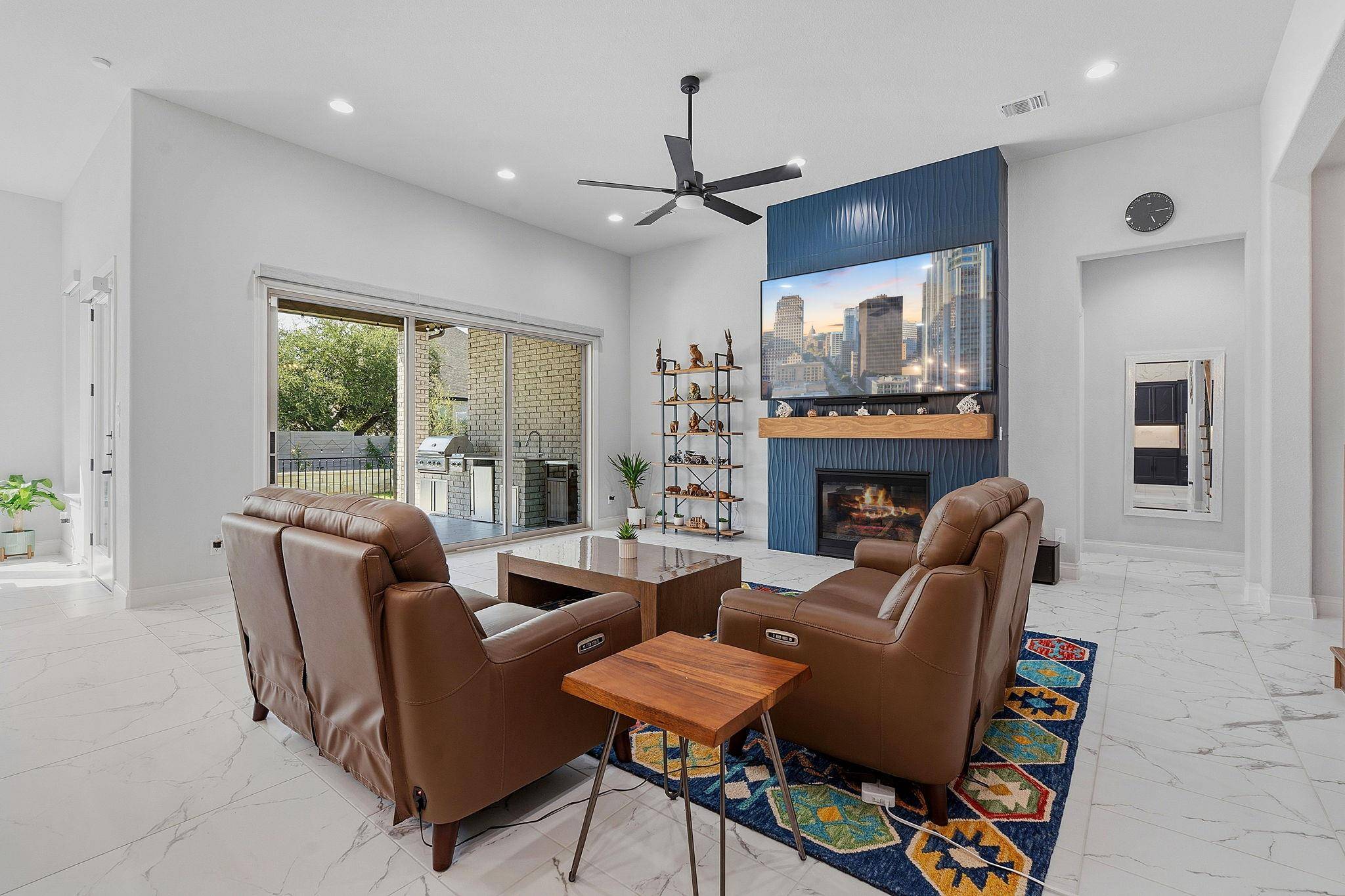 413 Summerhill LN, Georgetown, TX 78628
