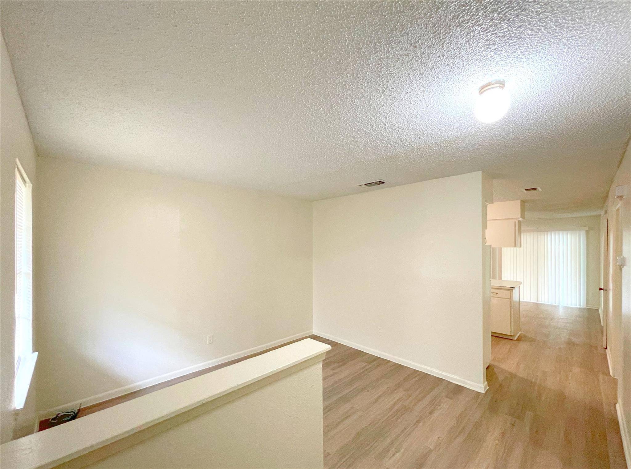 904 N Meadows DR #D, Austin, TX 78758