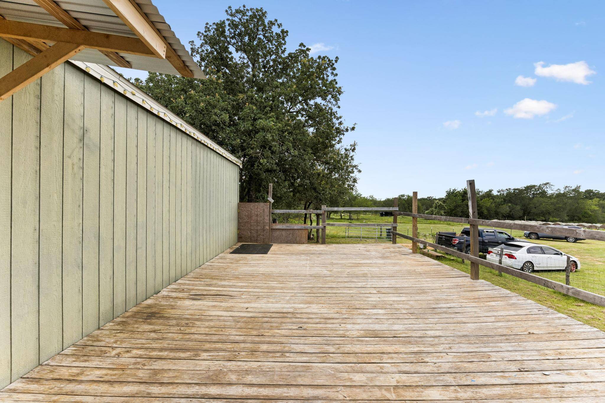 253 N County Line RD #C, Elgin, TX 78621