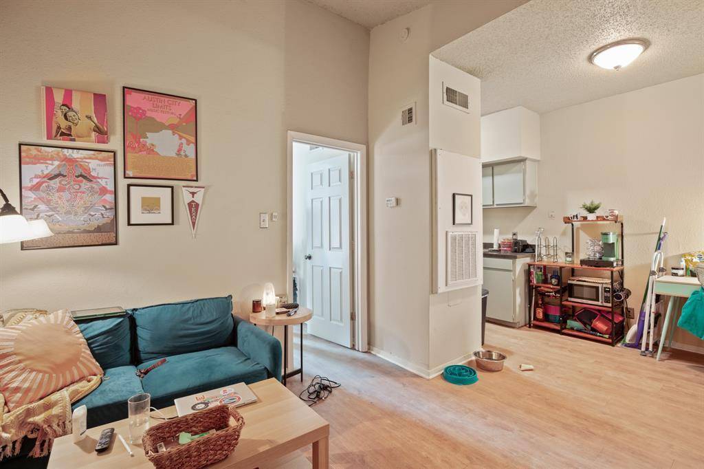 2818 Nueces ST #311, Austin, TX 78705