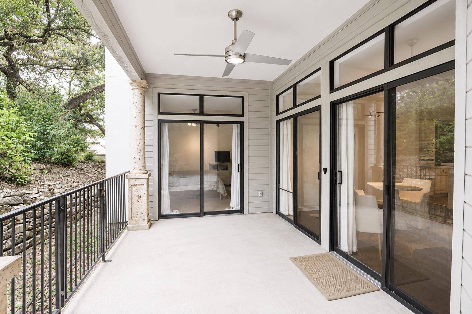 1000 Liberty Park DR #208, Austin, TX 78746