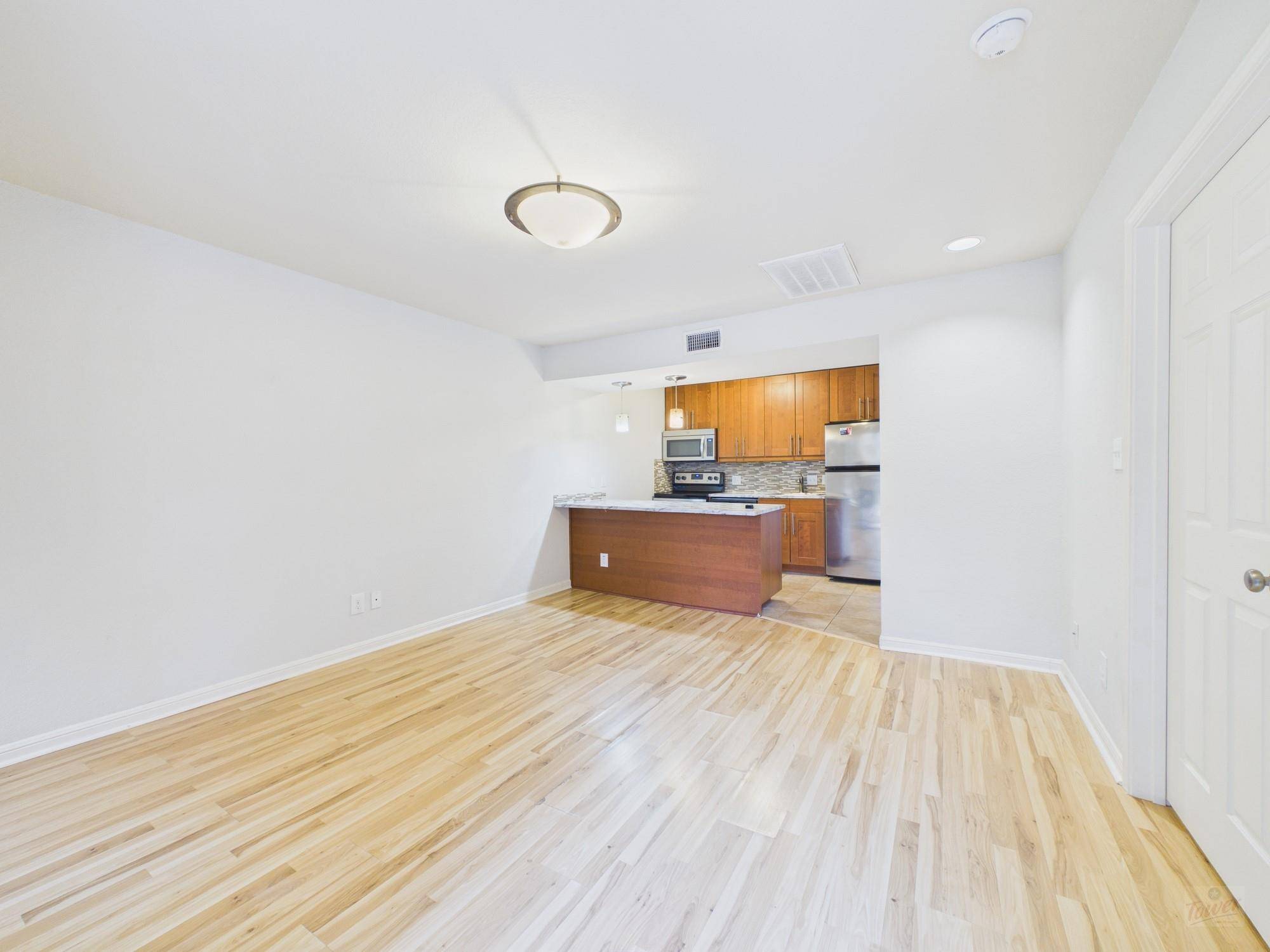 7685 Northcross DR #921, Austin, TX 78757