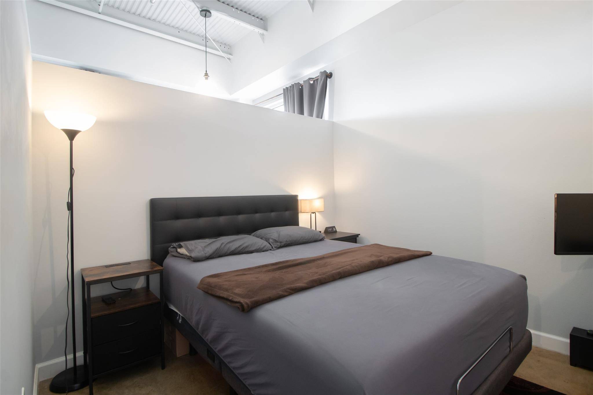 2401 E 6th ST #6100, Austin, TX 78702