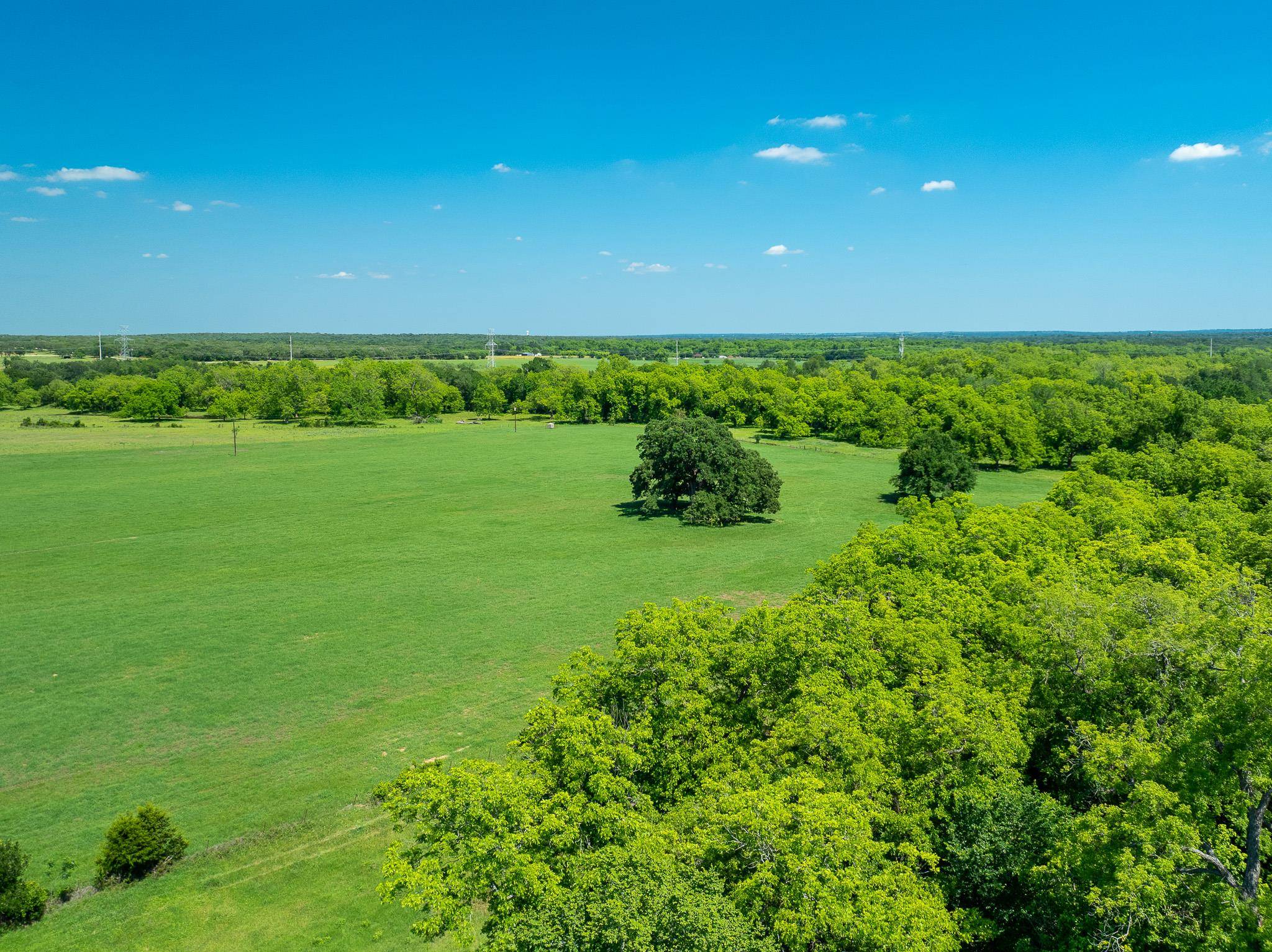 400 619 SPUR, Elgin, TX 78621