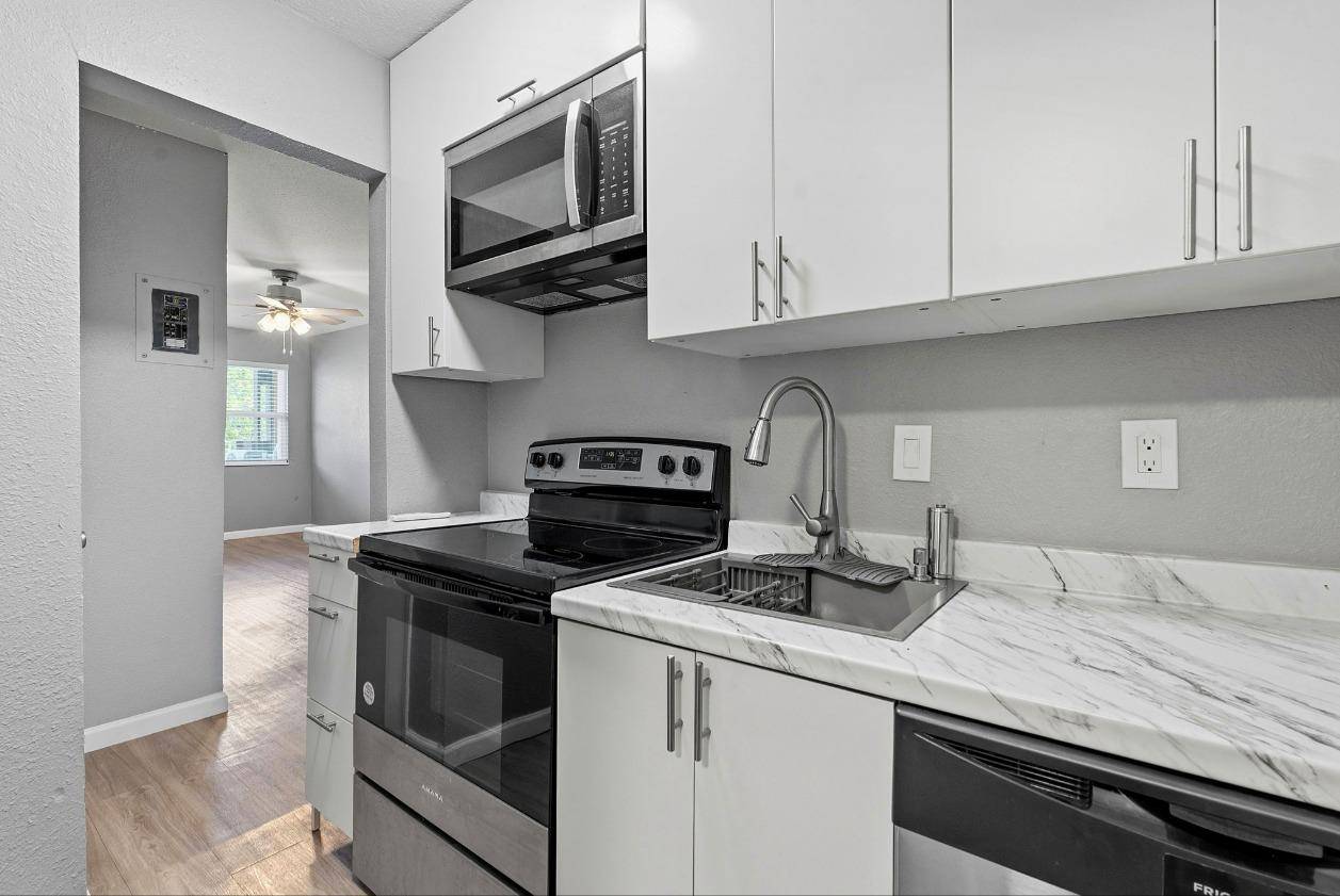 2910 MedicalArts ST #101-B, Austin, TX 78705