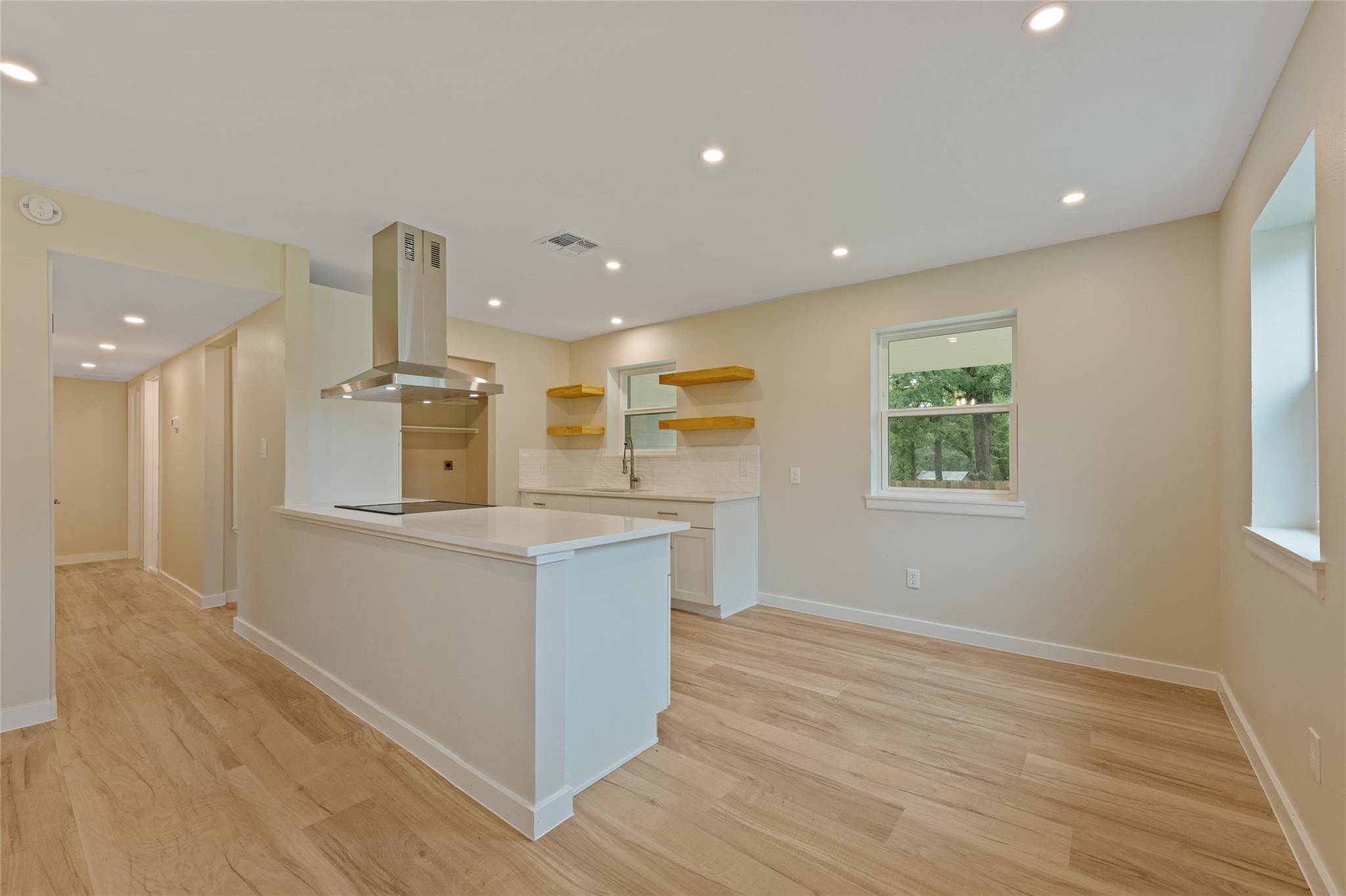 212 Cool Water DR, Bastrop, TX 78602