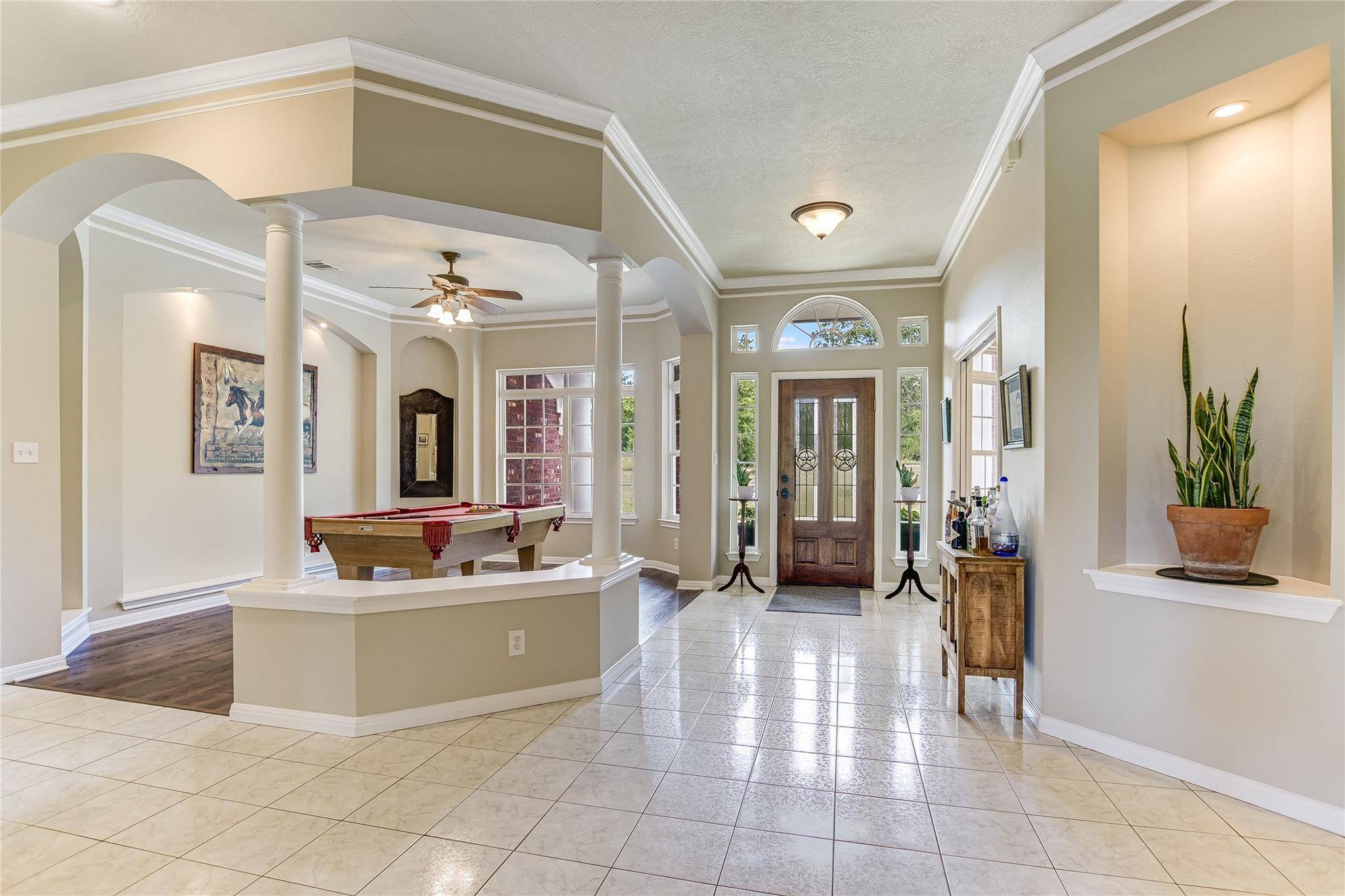 741 Knobbs RD, Mcdade, TX 78650