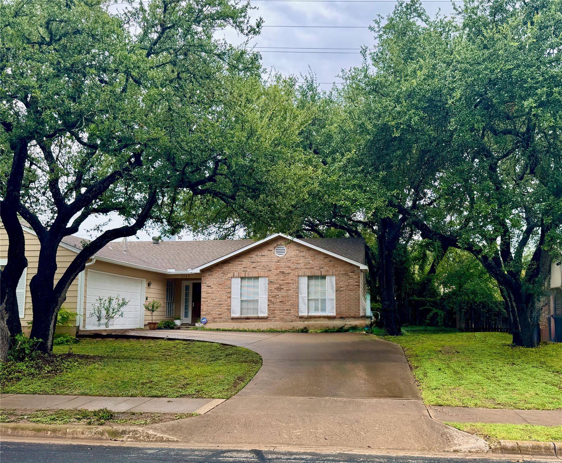 1015 Huntridge DR, Austin, TX 78758