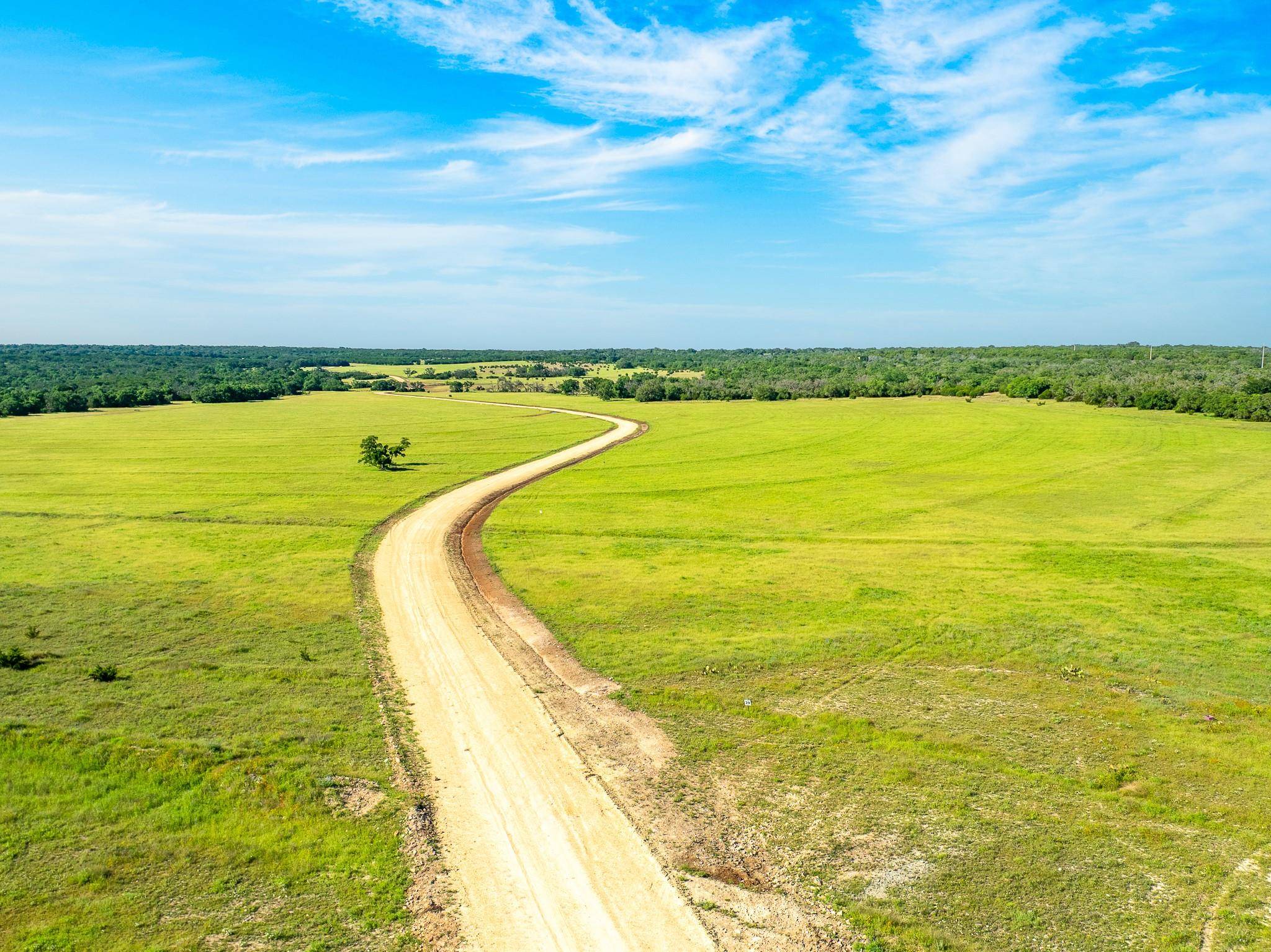 7 Feild Ranch RD, Burnet, TX 78611
