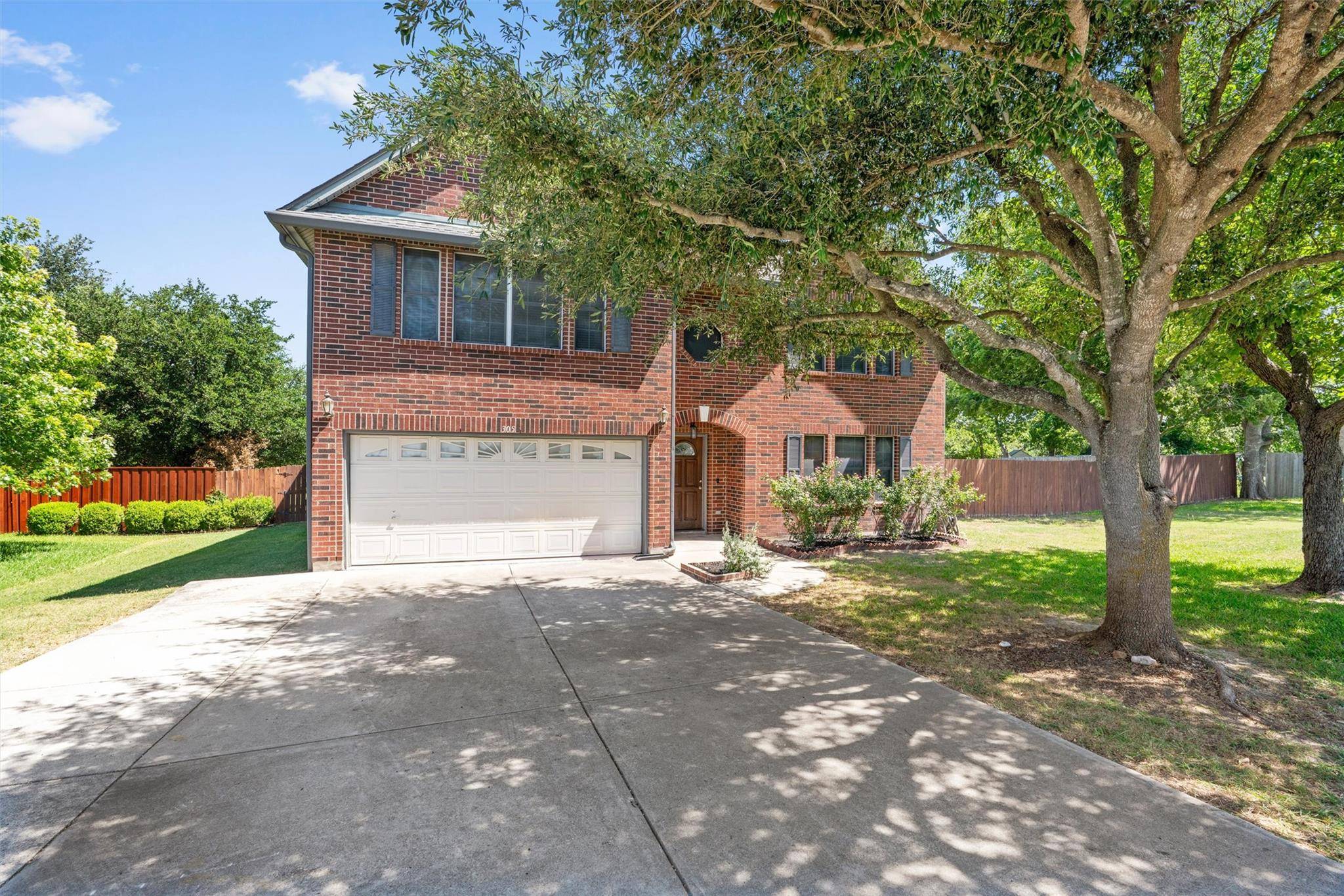 305 Santolina LN, Round Rock, TX 78664