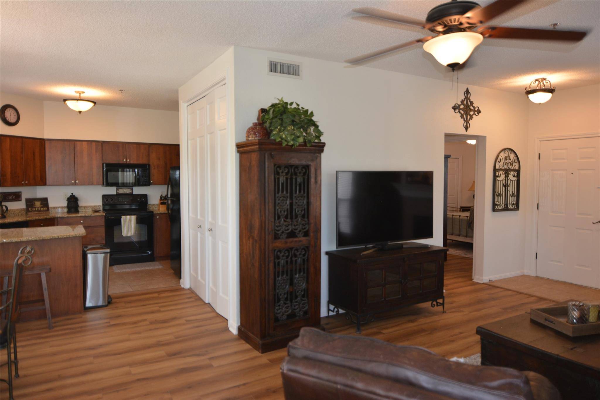 3404 American DR #2209, Lago Vista, TX 78645