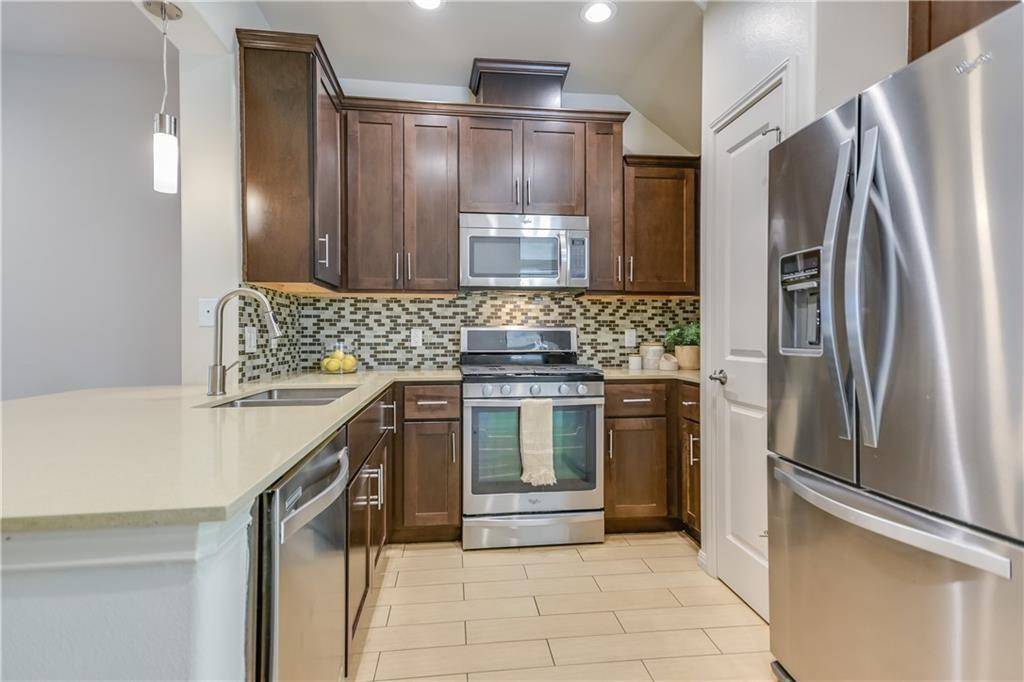 124 Cumberland RD #303, Austin, TX 78704