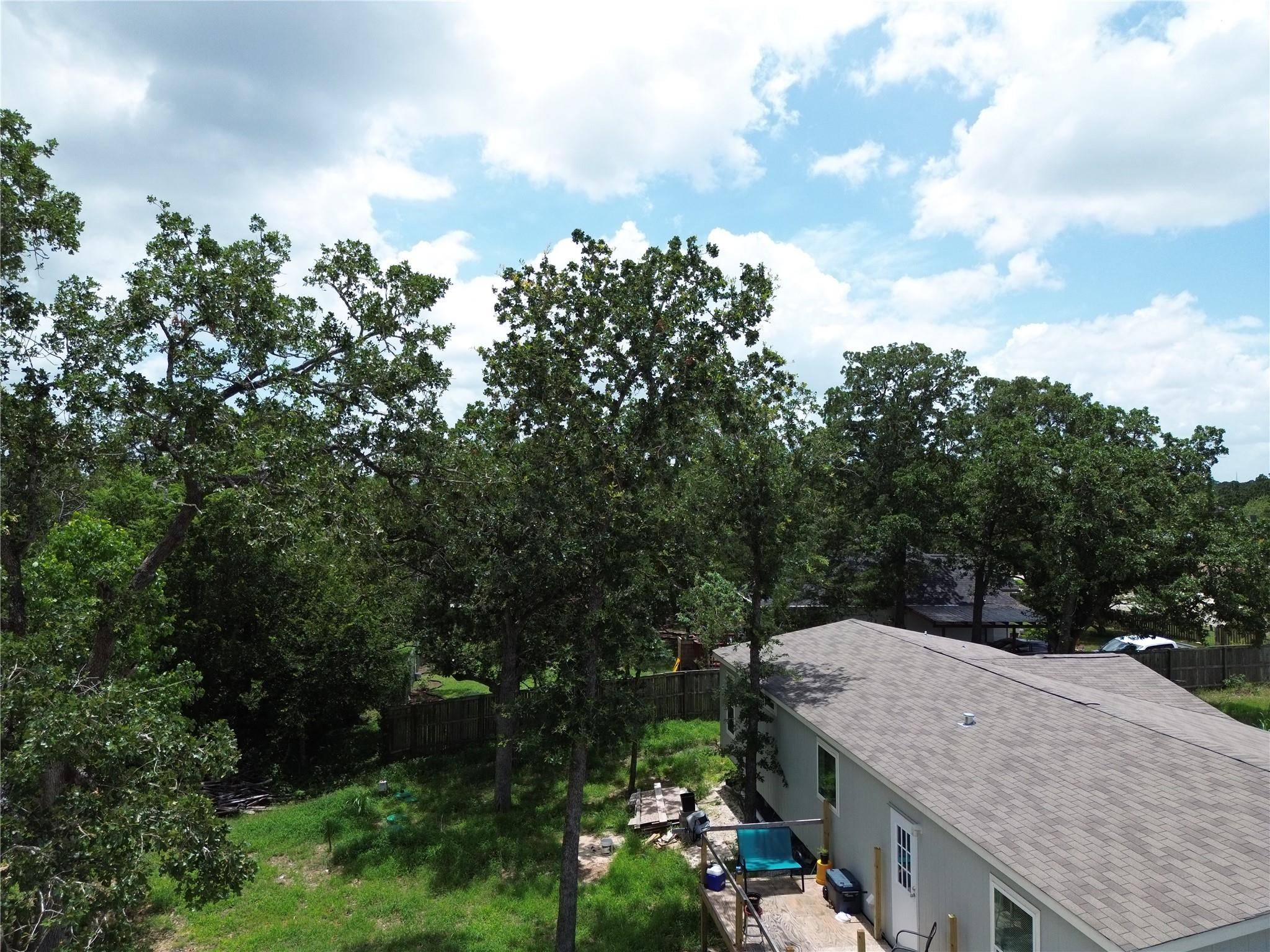 189 Indian Oak DR #A, Bastrop, TX 78602