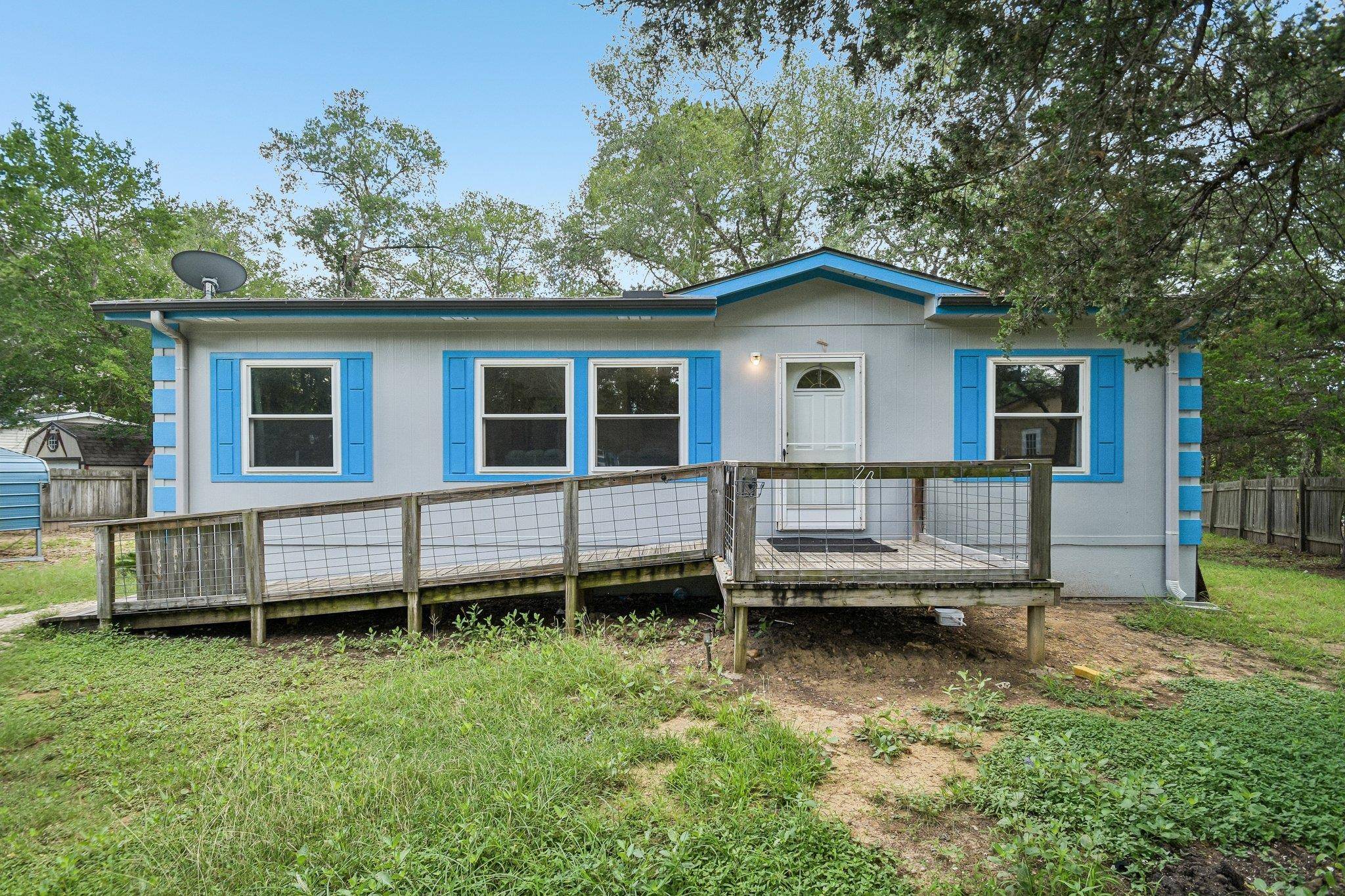 139 Meadow Creek DR, Bastrop, TX 78602
