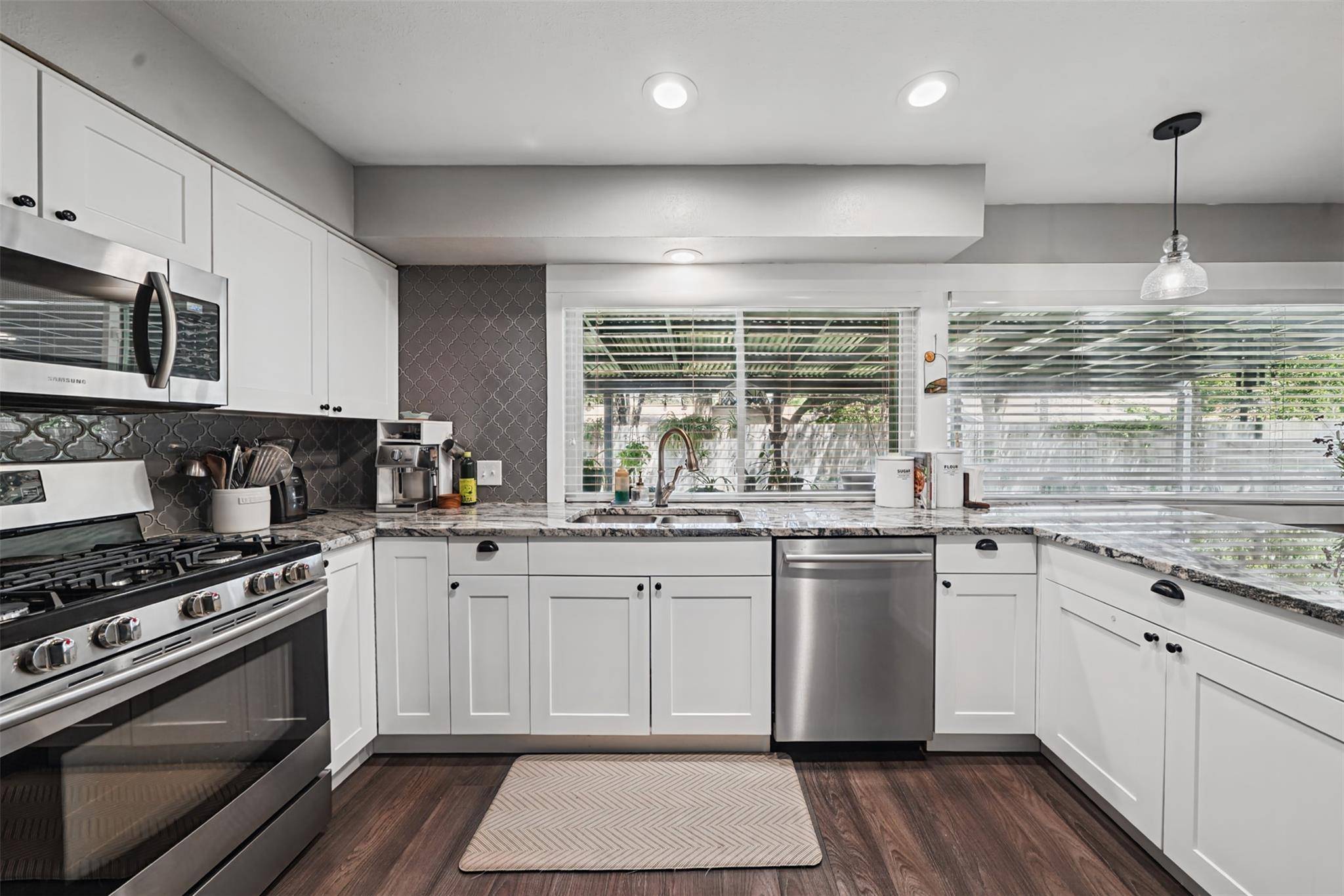 9007 W Pointer LN, Austin, TX 78758