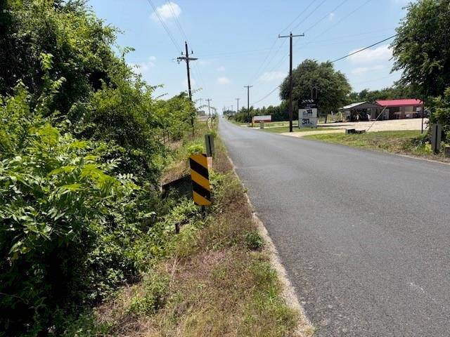 880 County Road 311, Jarrell, TX 76537