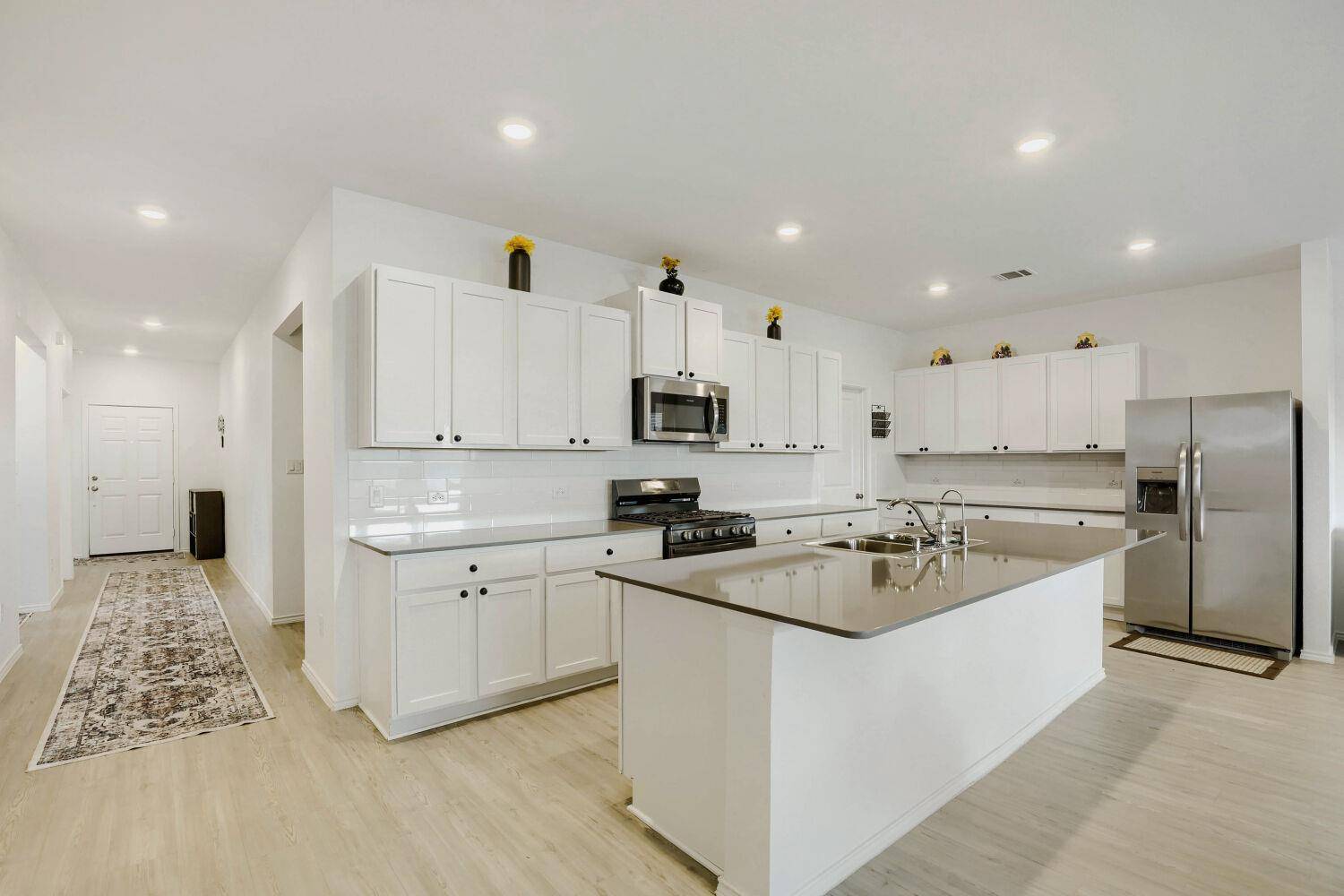 1337 Aquilla DR, Leander, TX 78641