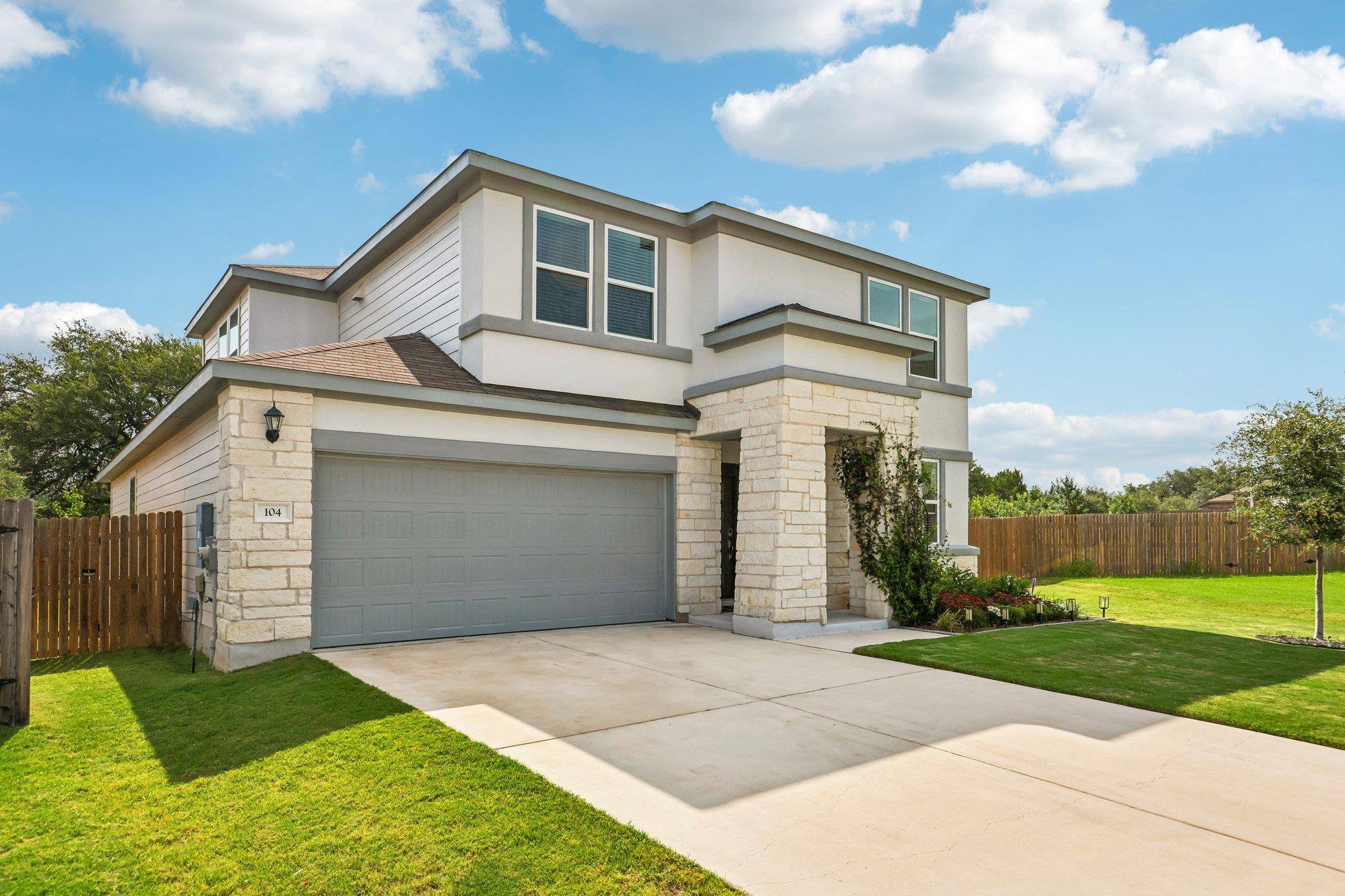 104 Terminus TRL, Liberty Hill, TX 78642