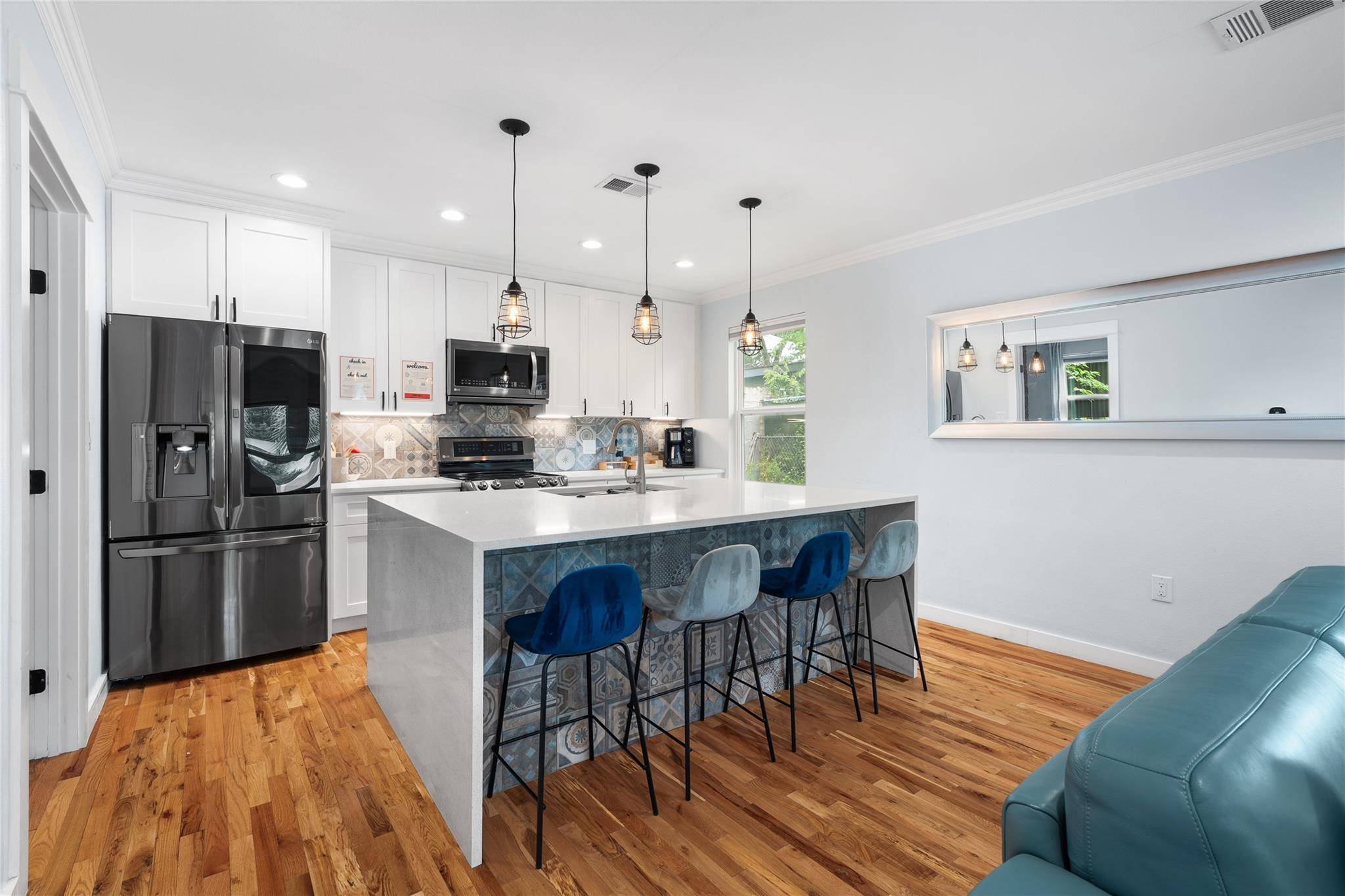 2214 Garden ST #1, Austin, TX 78702