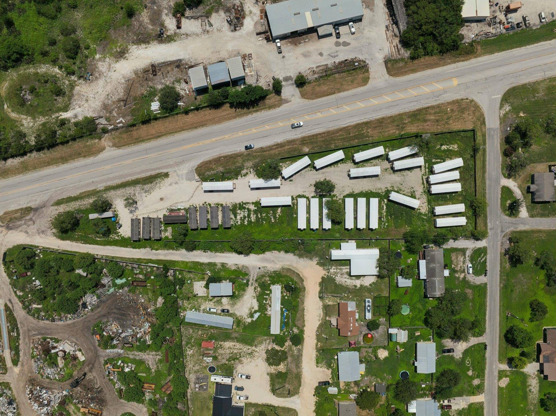 1691 Loop 17, Karnes City, TX 78118