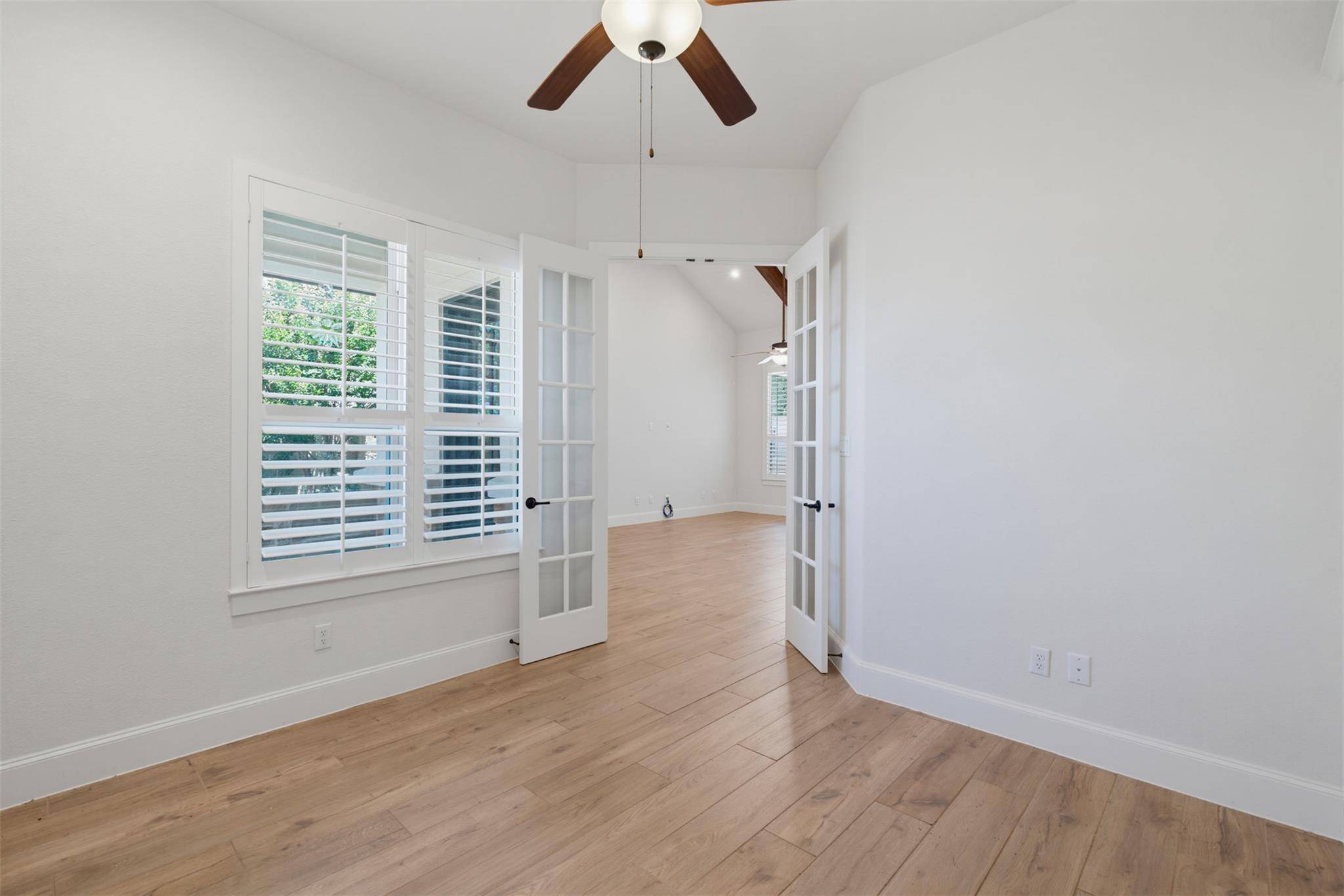 405 Skyflower DR #V, Georgetown, TX 78628