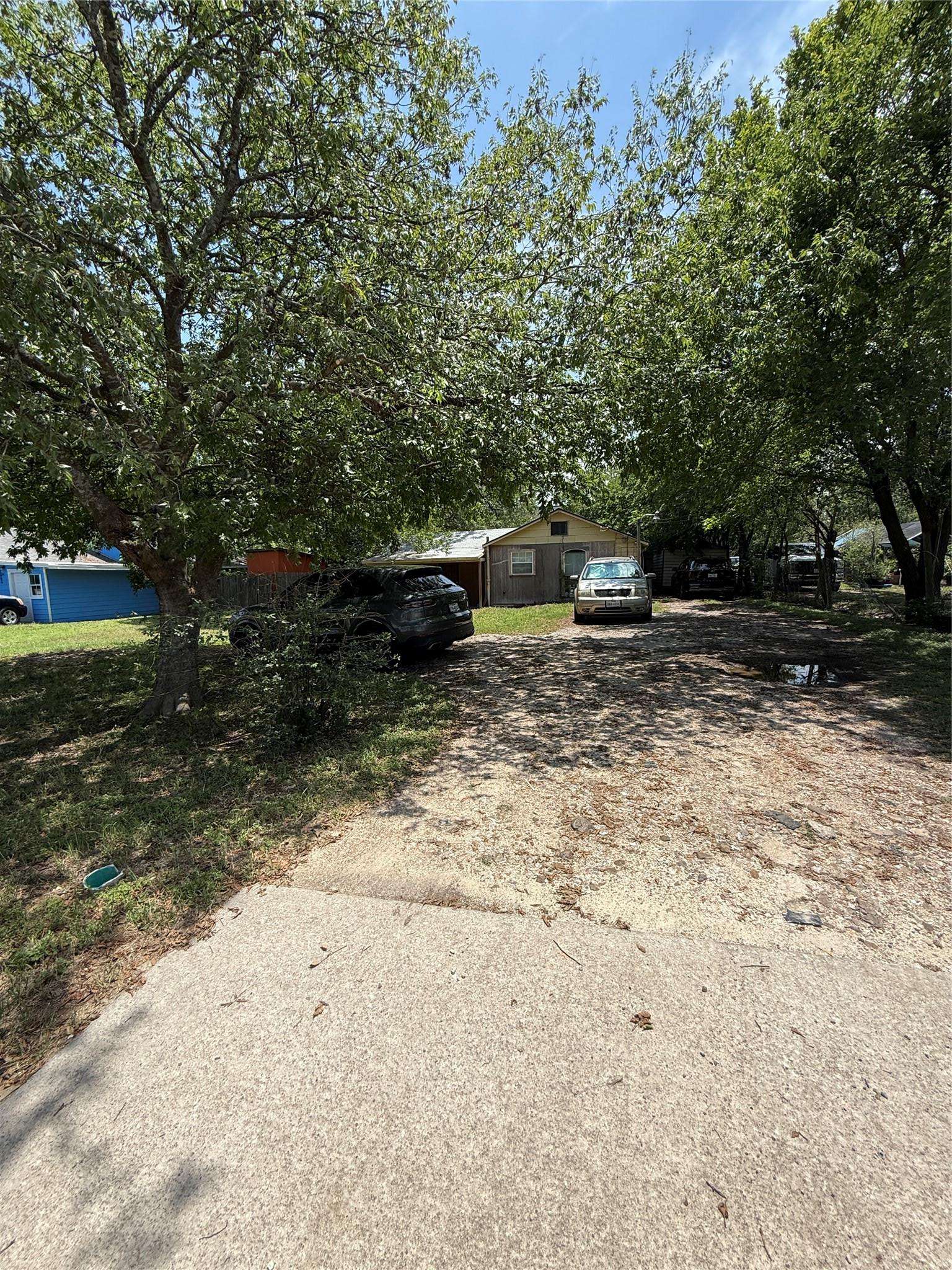 2703 Wheless LN, Austin, TX 78723