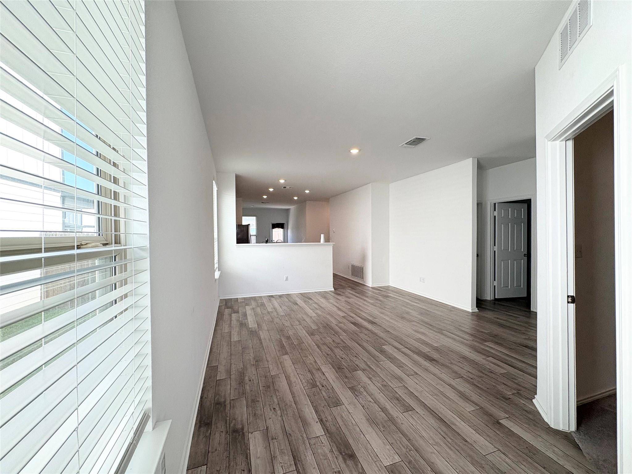 217 English Oak ST, Georgetown, TX 78626